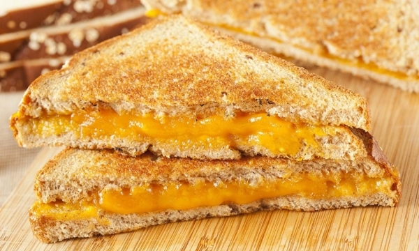 Enjoy Grilled Cheese Month in Montreal