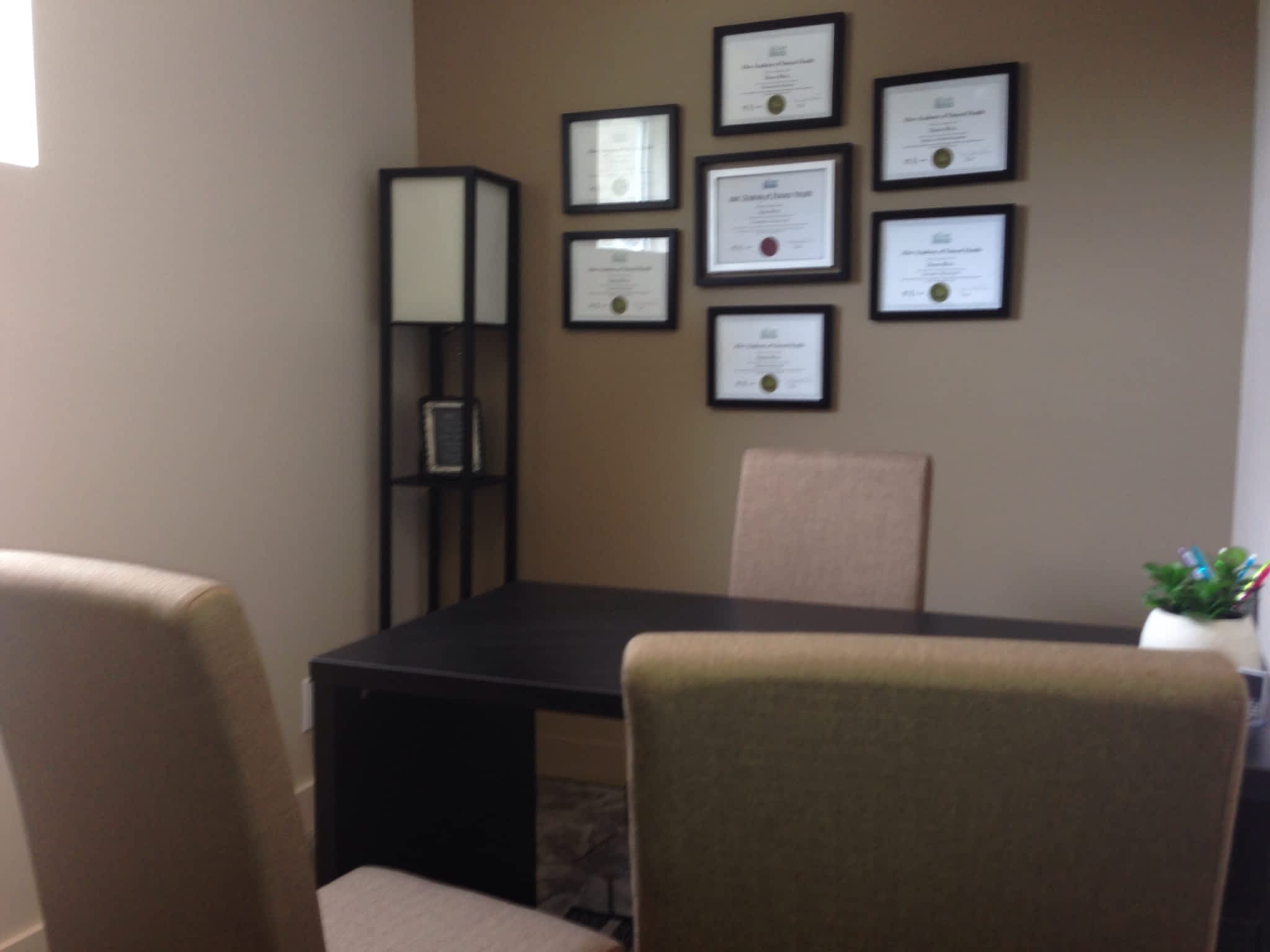 photo Anna's Vitamins Plus Ltd