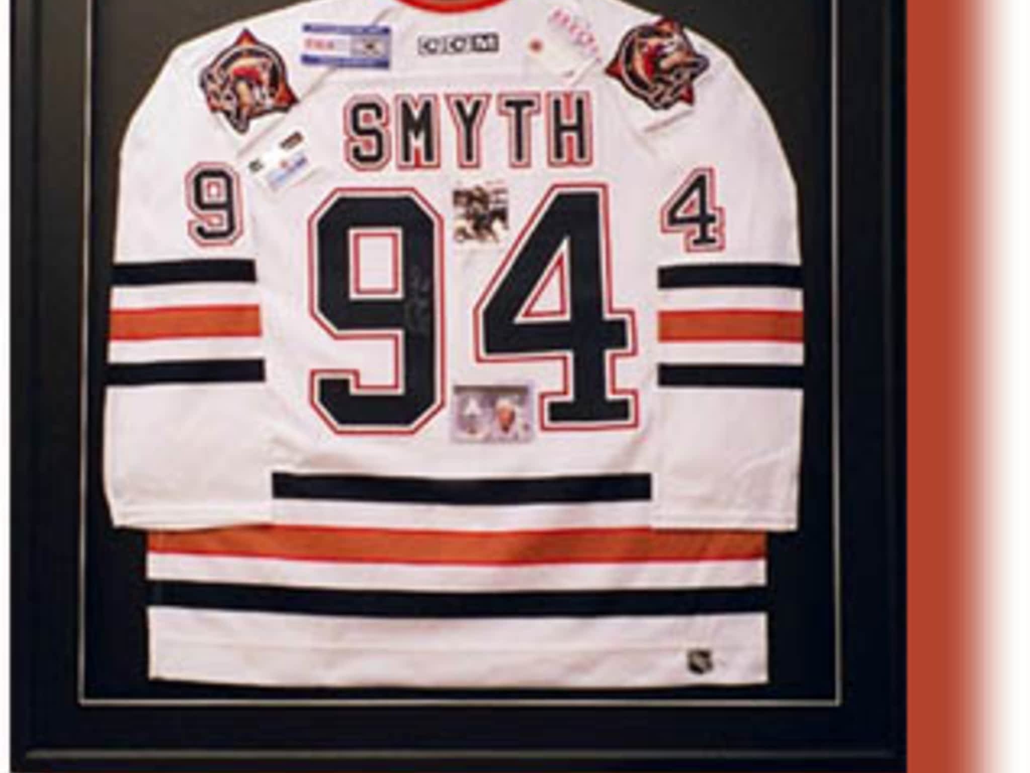 photo Athena Custom Framing Ltd