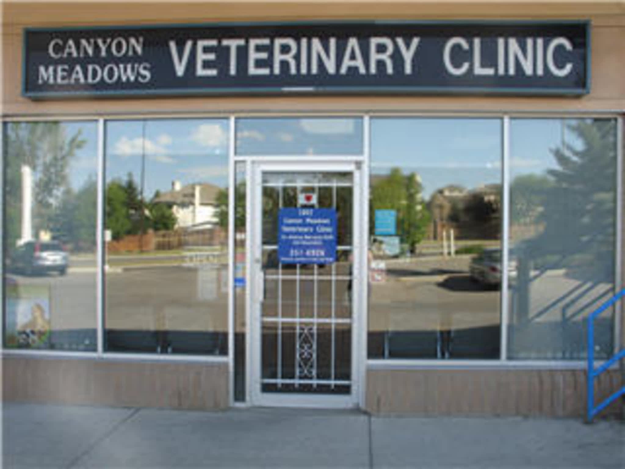 photo Canyon Meadows Veterinary Clinic