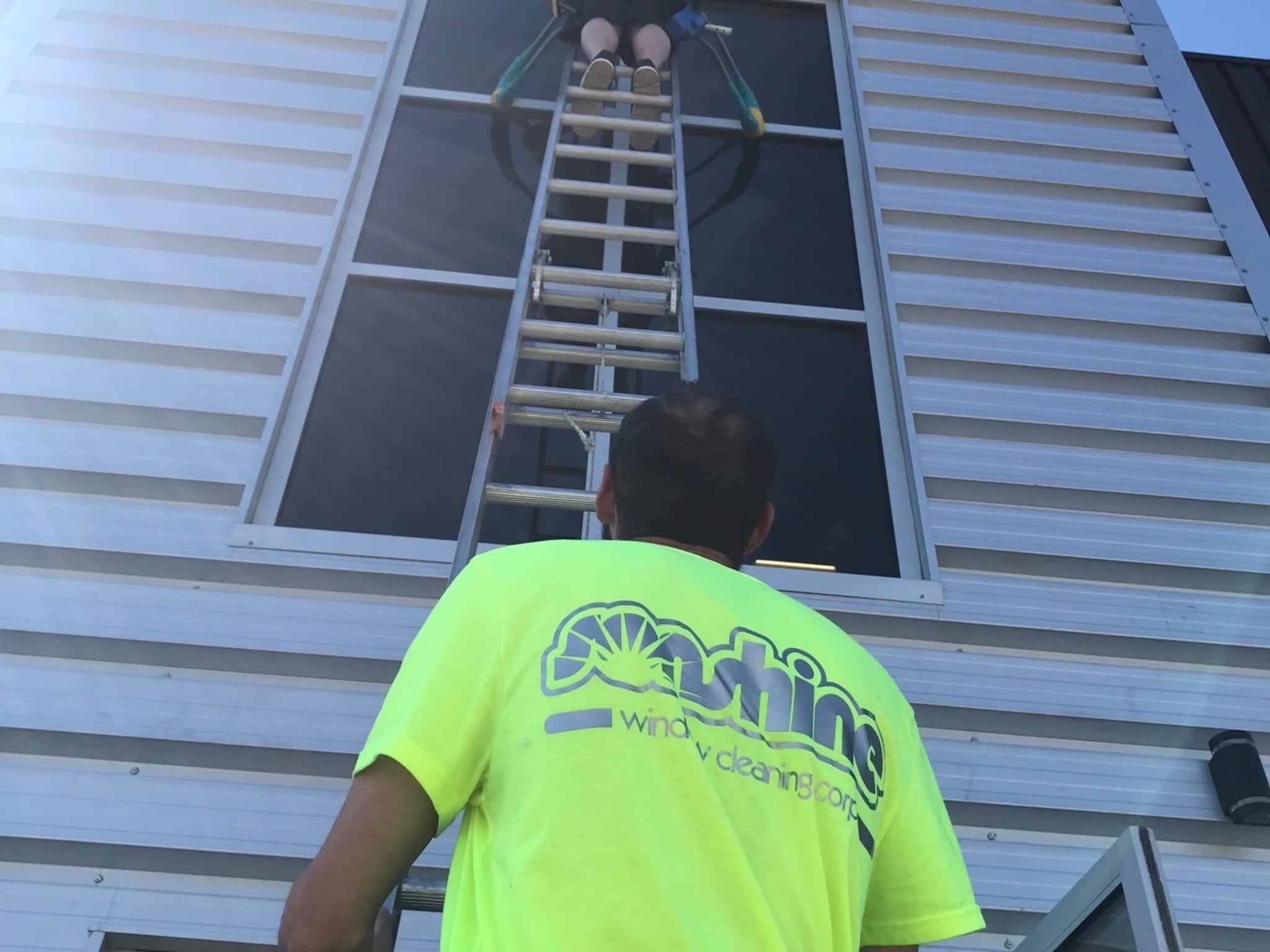 photo Sonshine Window Cleaning Corp