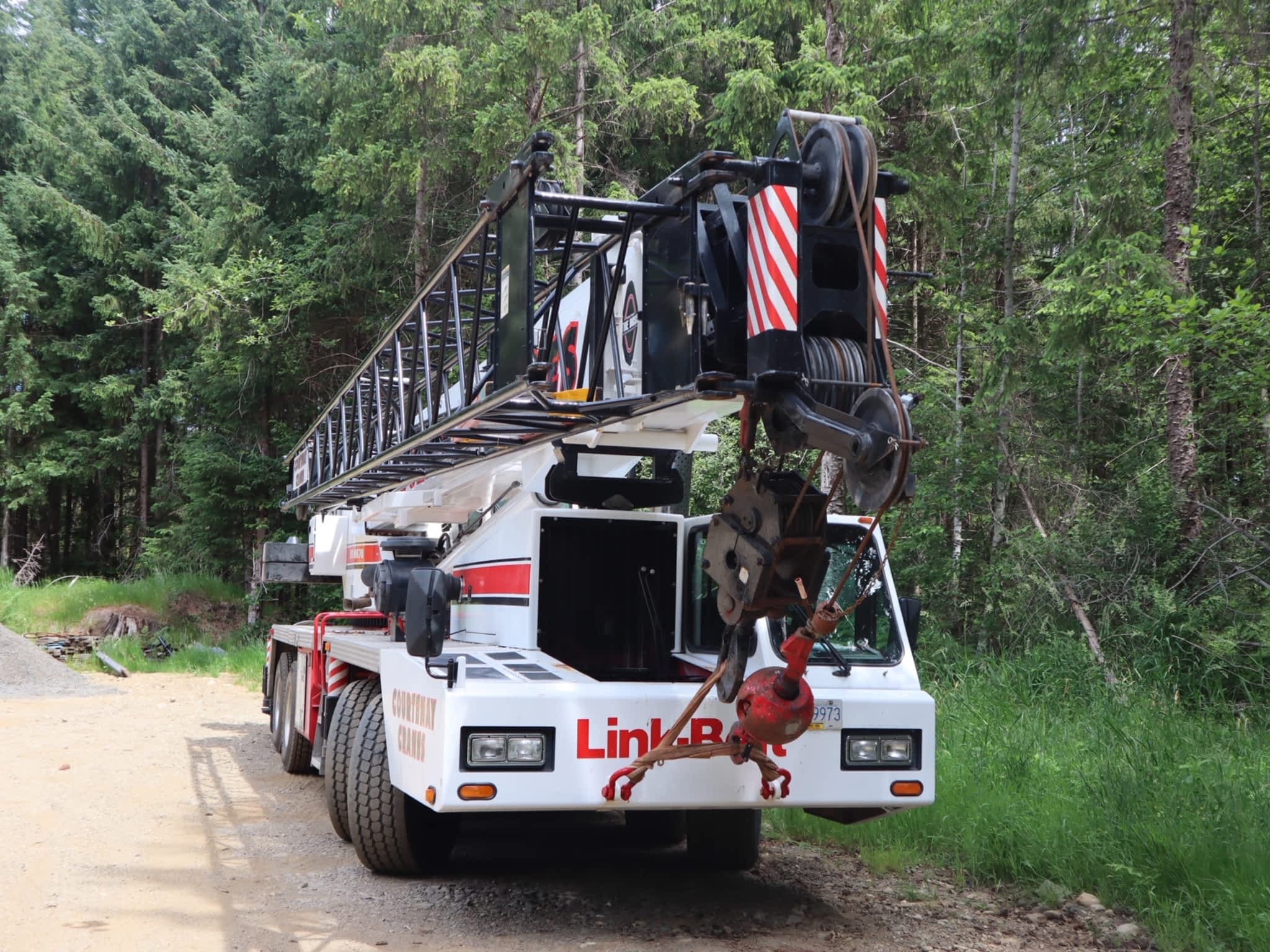 photo Courtenay Crane Service