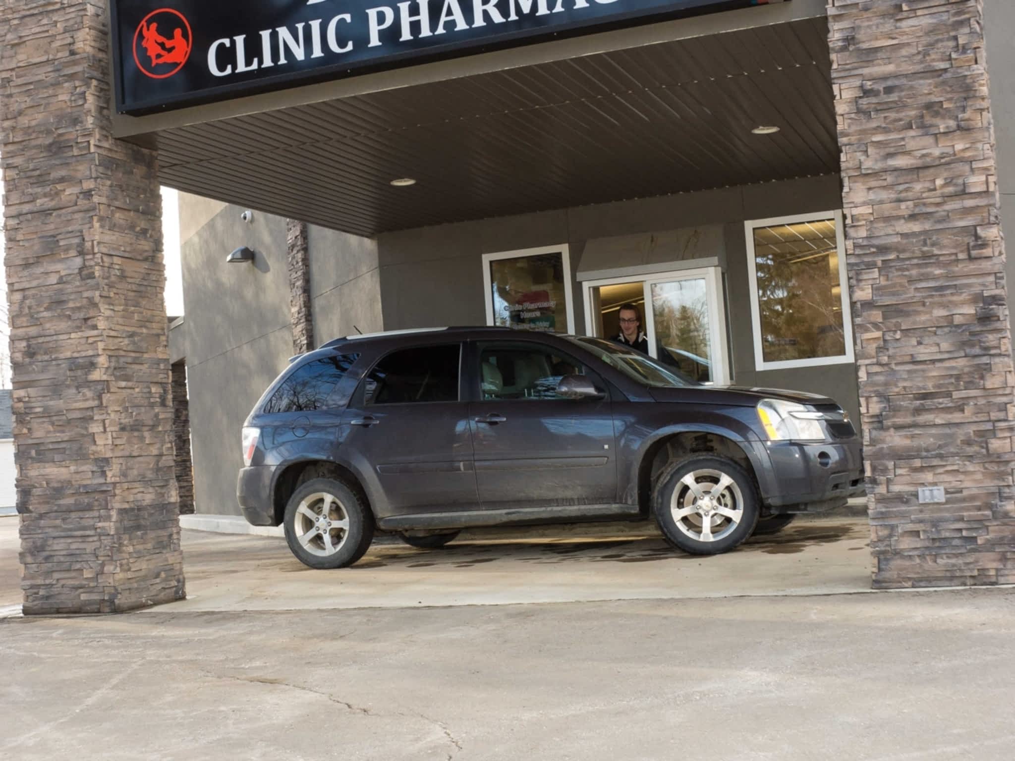photo Dauphin Clinic Pharmacy Ltd