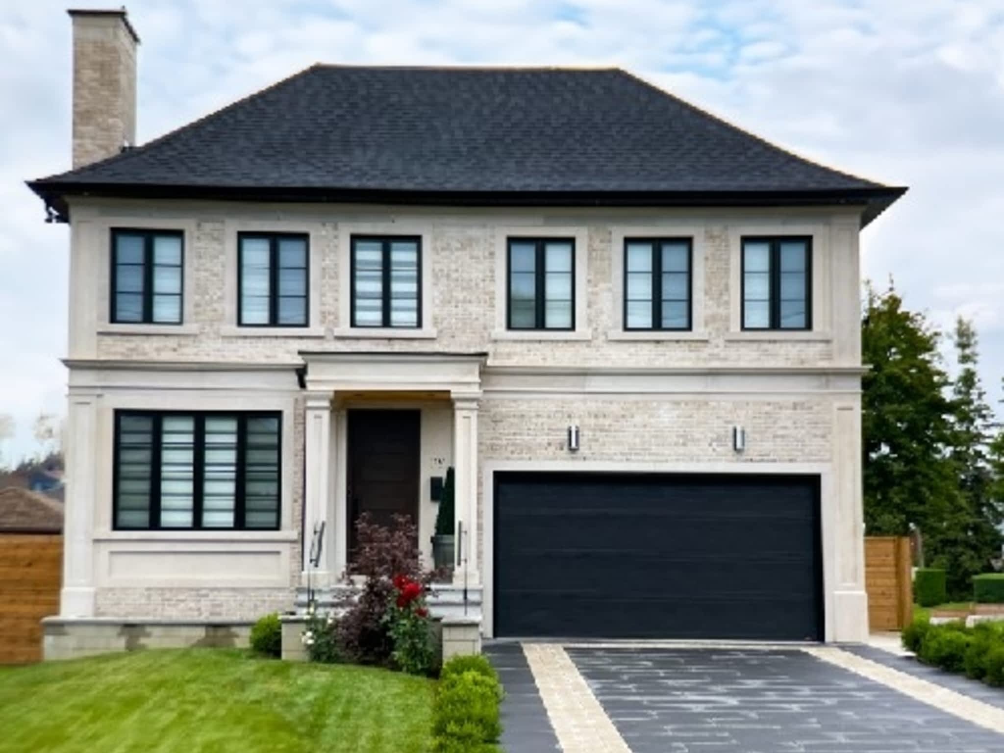 photo Pine & Brass Design Co.