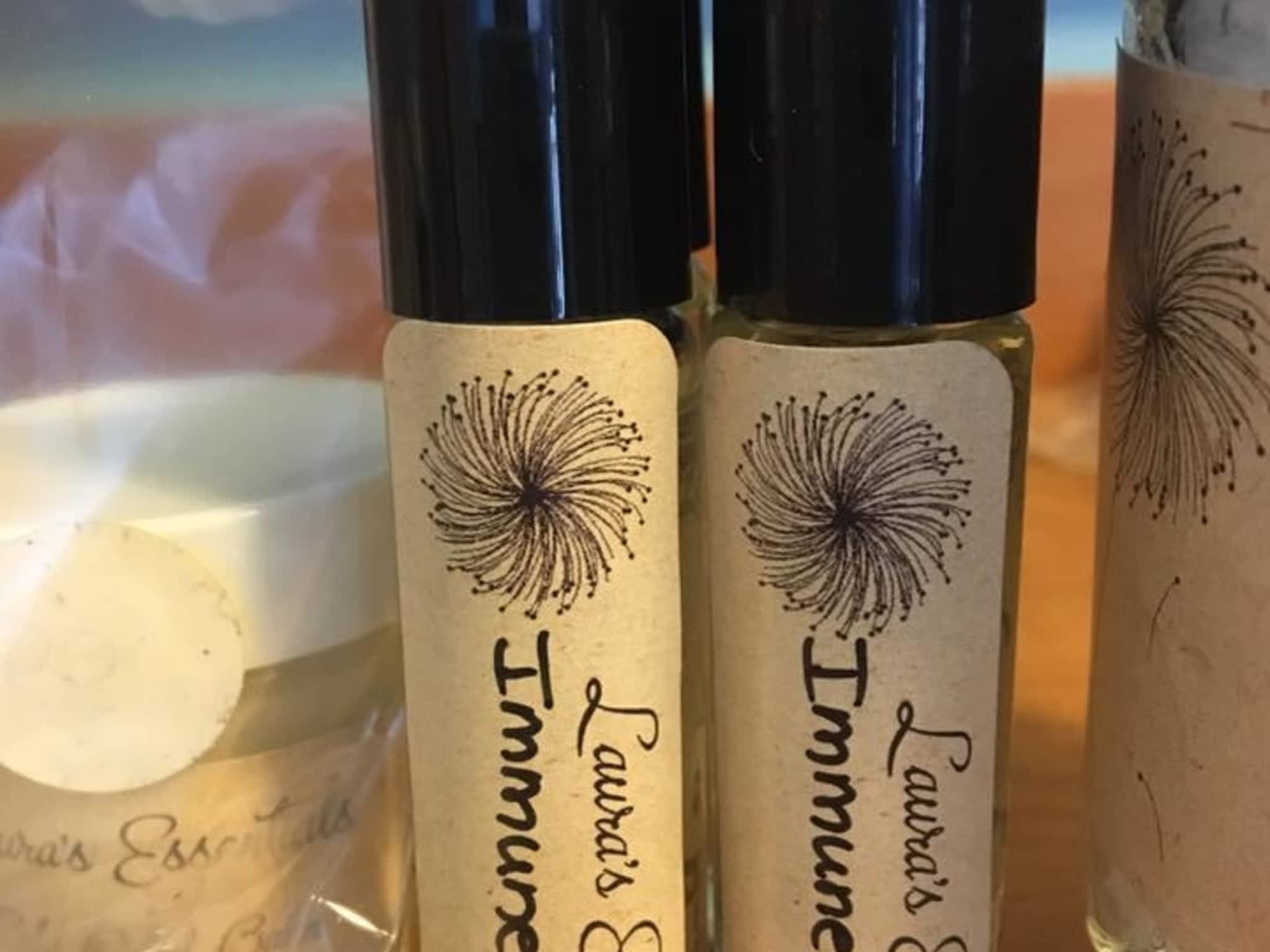 photo Laura's Essentials