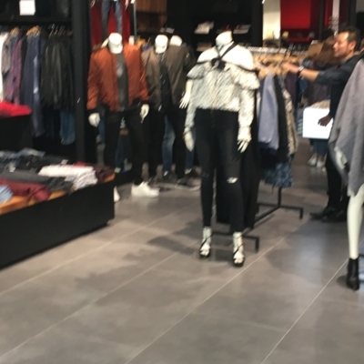 GUESS - Clothing Stores