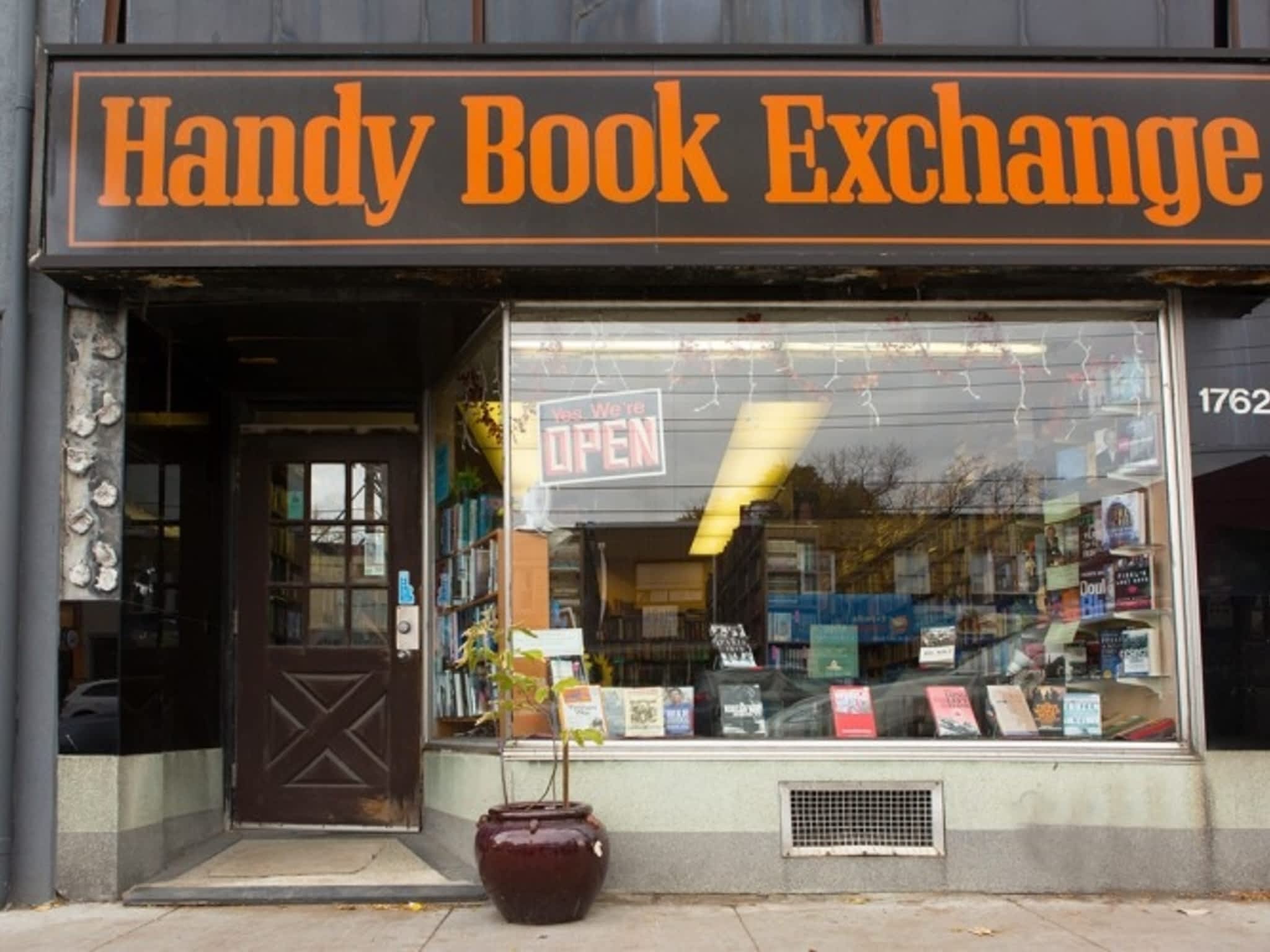 photo The Handy Book Exchange