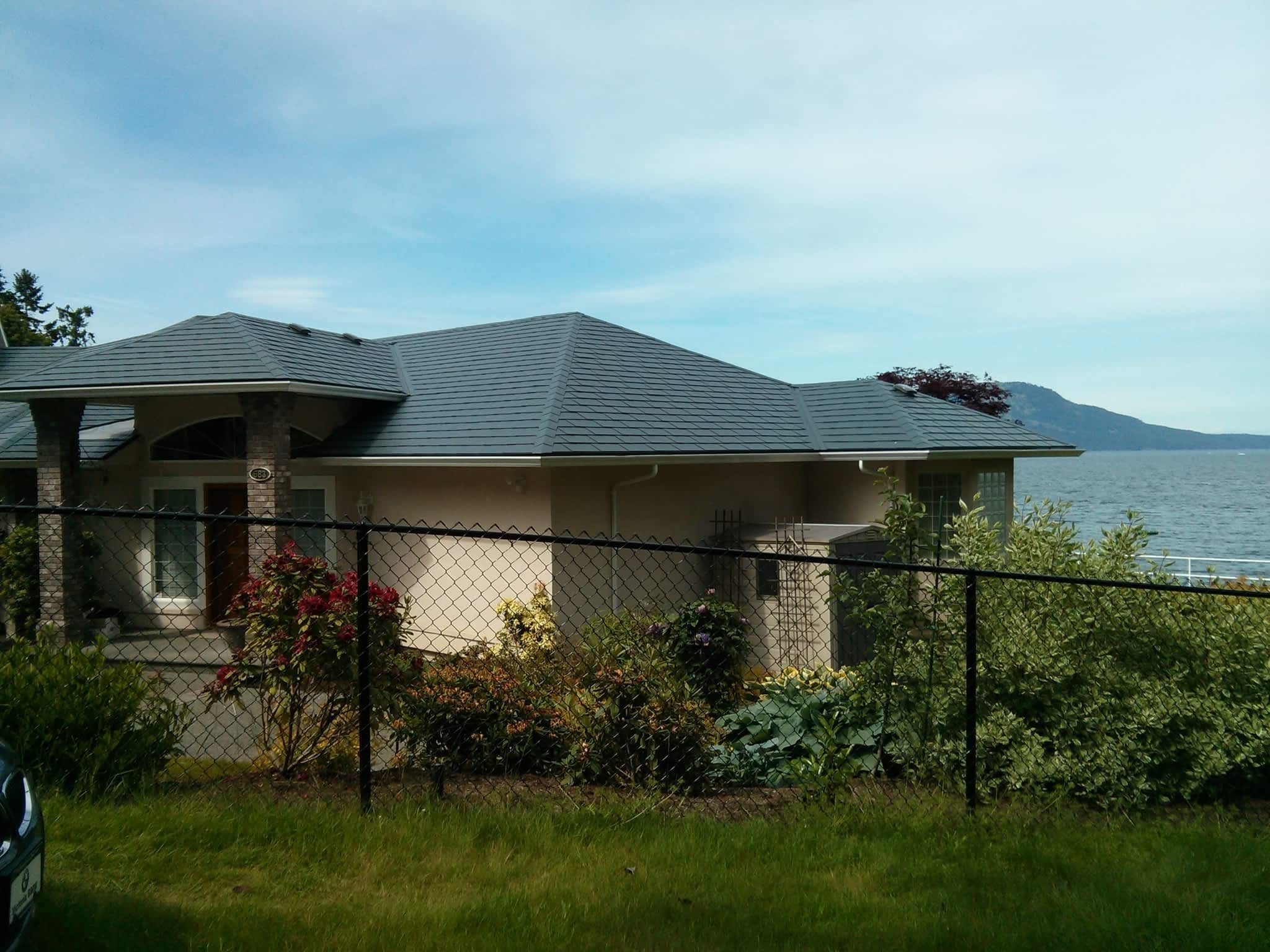 photo Canwest Roofing