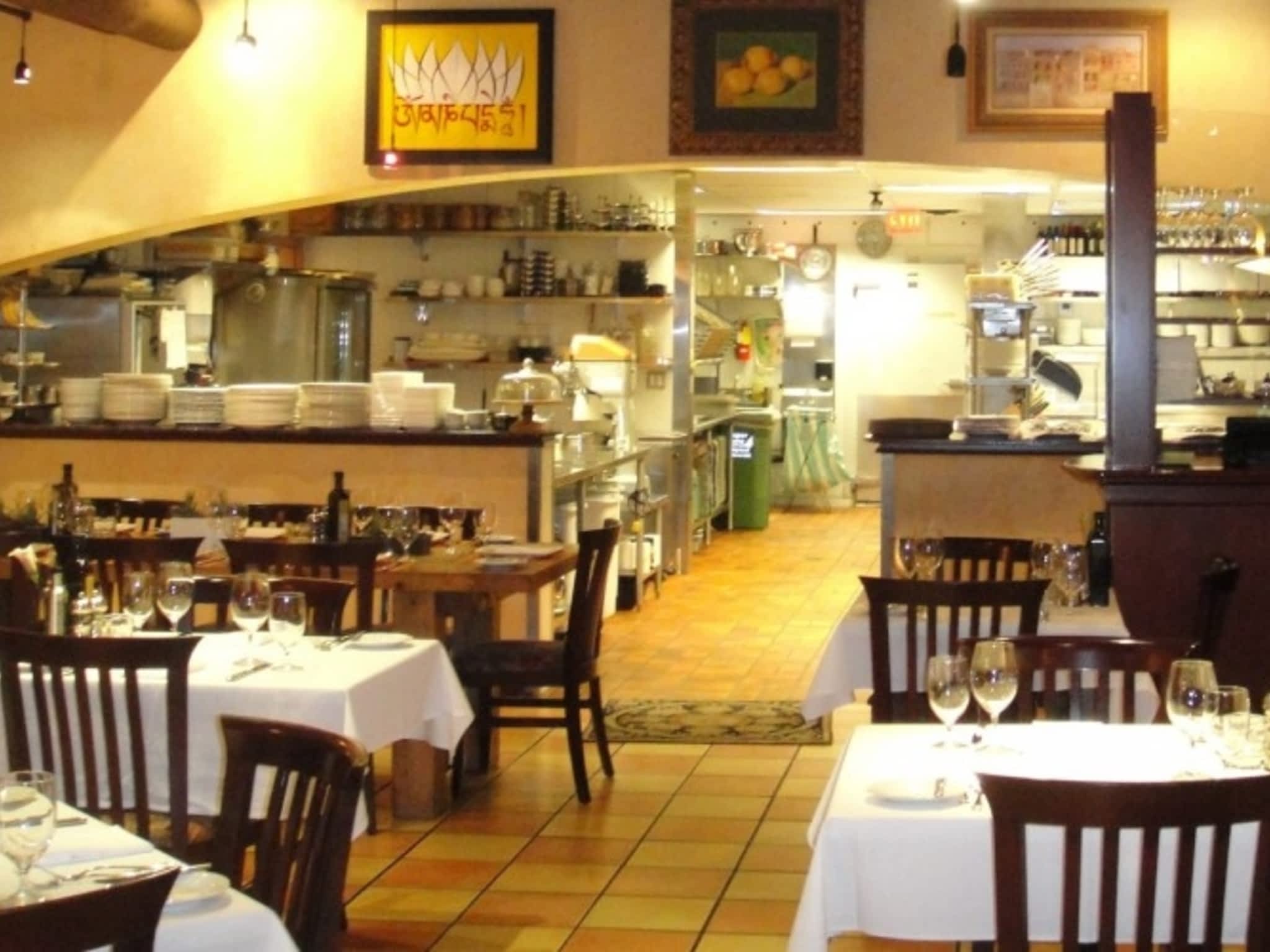 photo Cioppino's Mediterranean Grill Inc