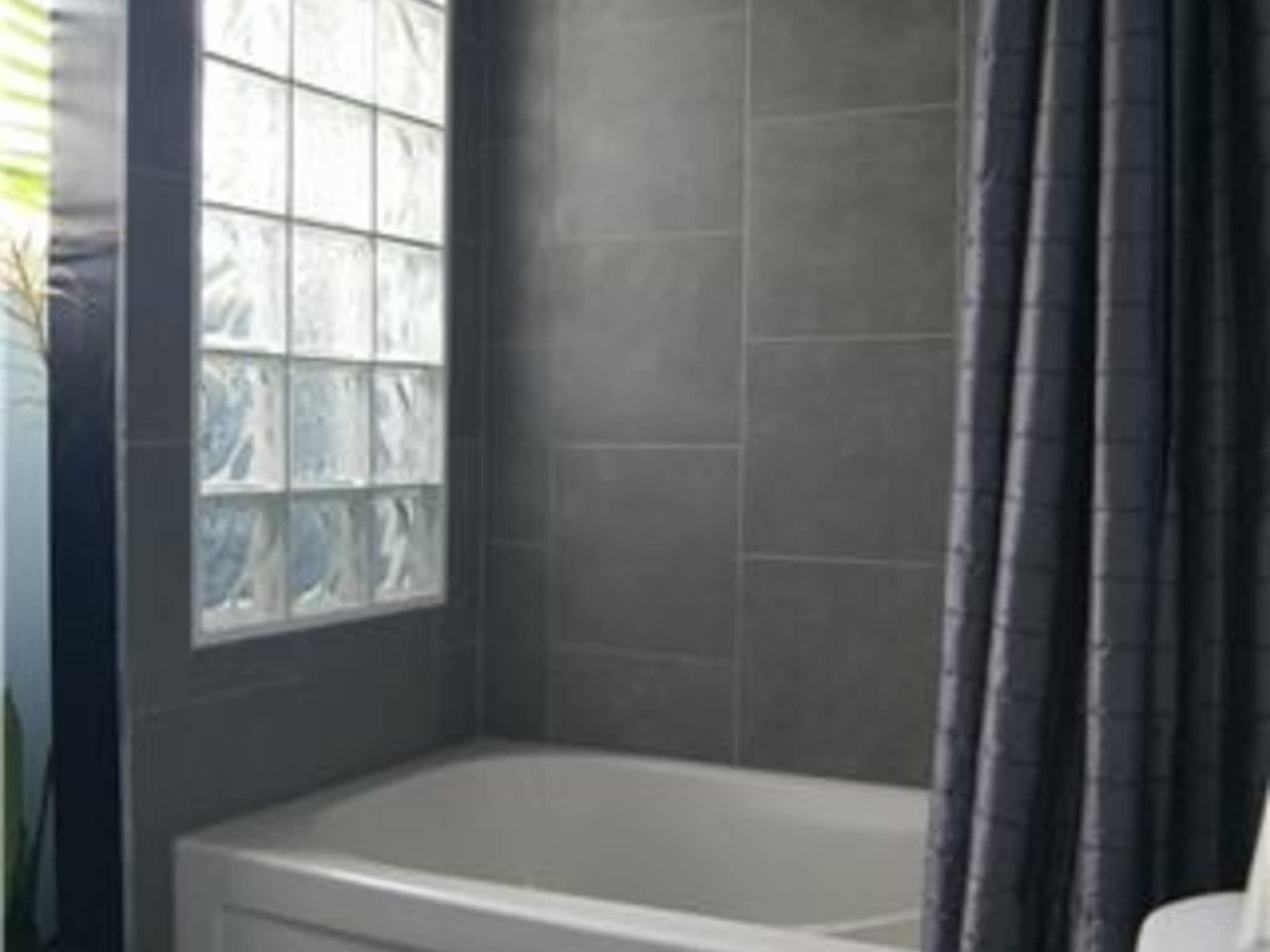 photo Grade-A Construction