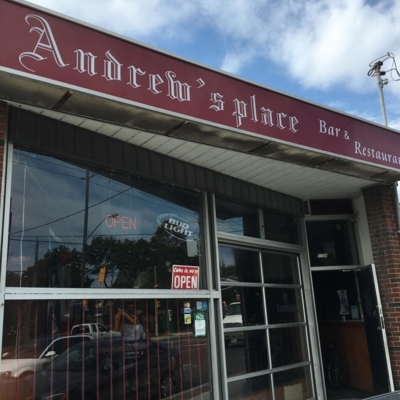 Andrews Place - Pub