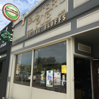 Buster's By The Bluffs - Pubs