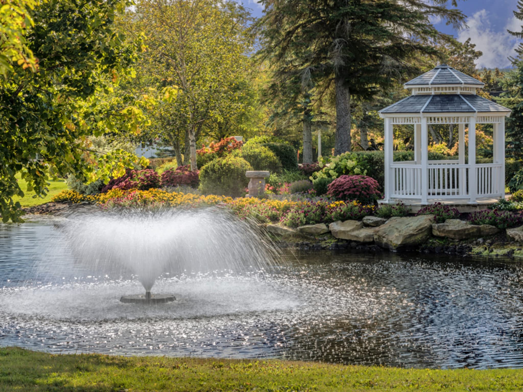 photo Fairhaven Funeral Home & Cemetery