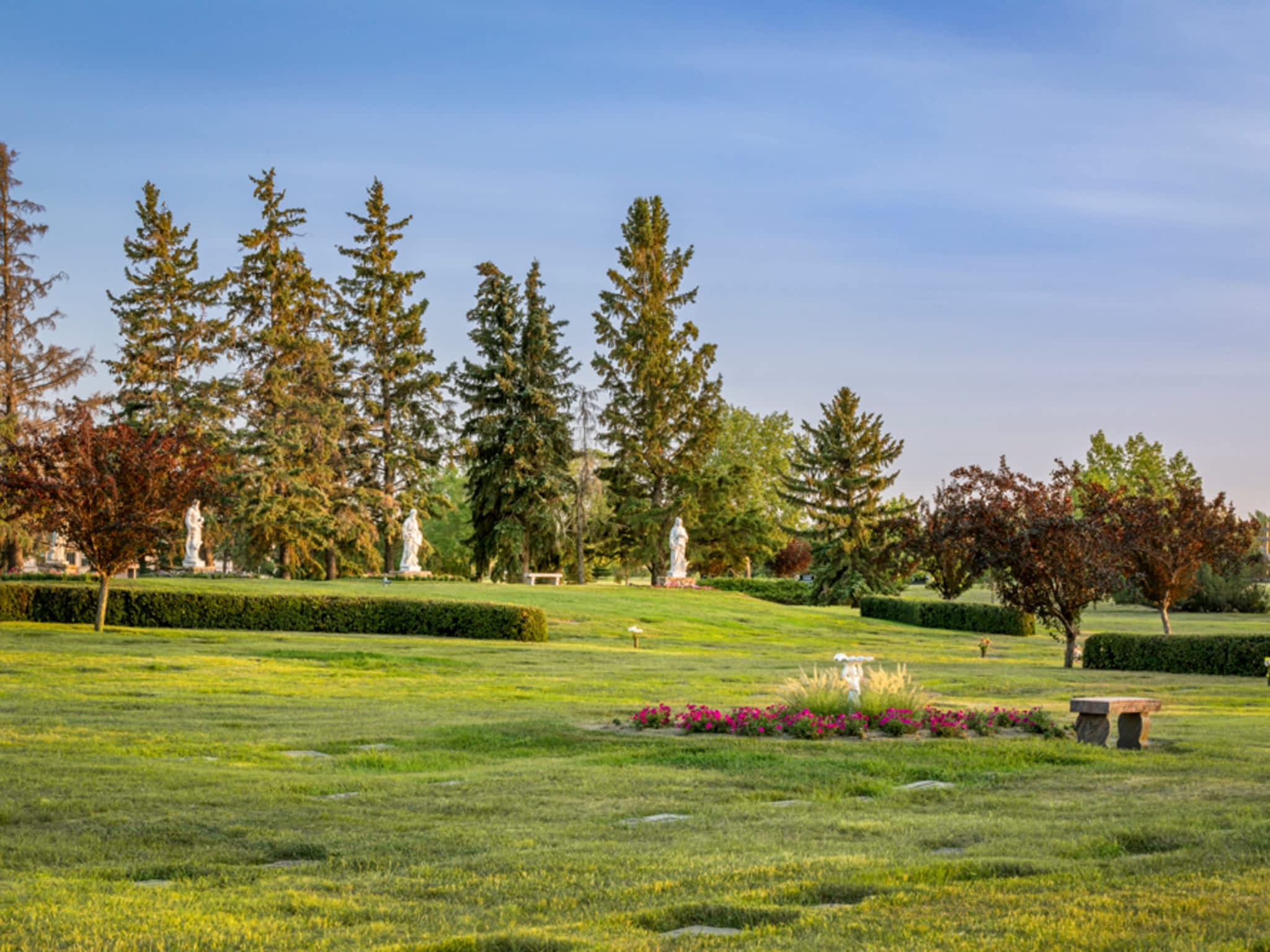 photo Hillcrest Funeral Home & Cemetery