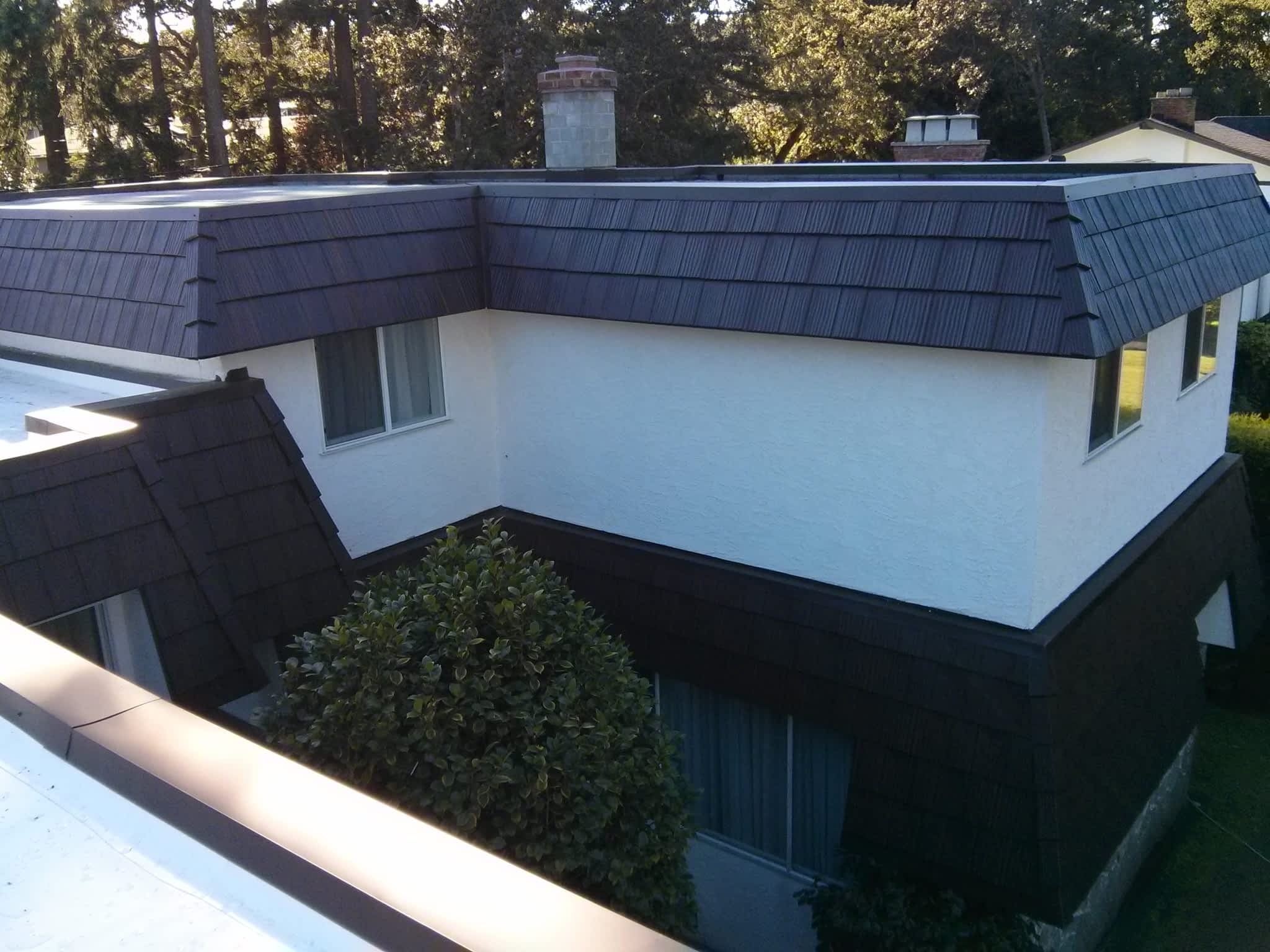 photo Canwest Roofing