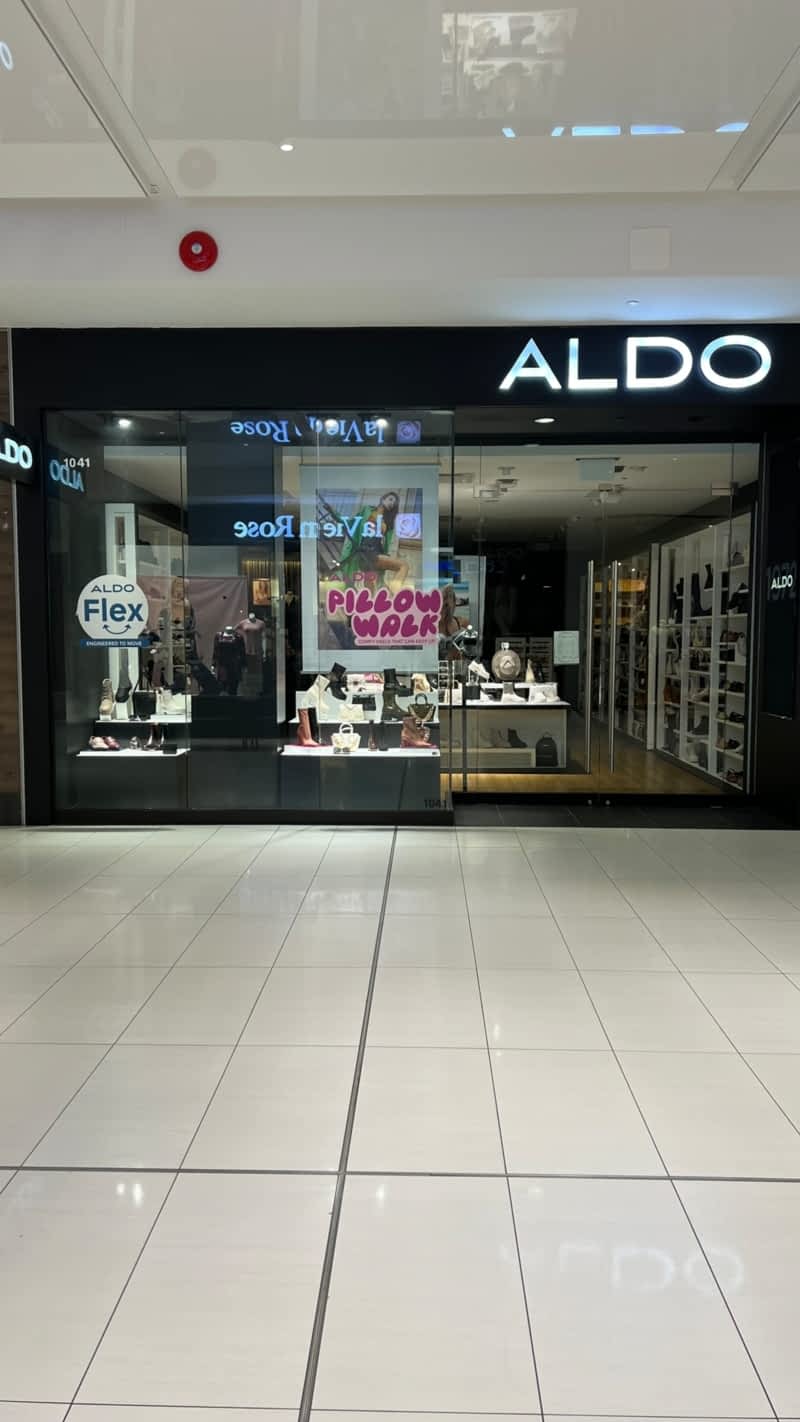 Fashion aldo vancouver mall