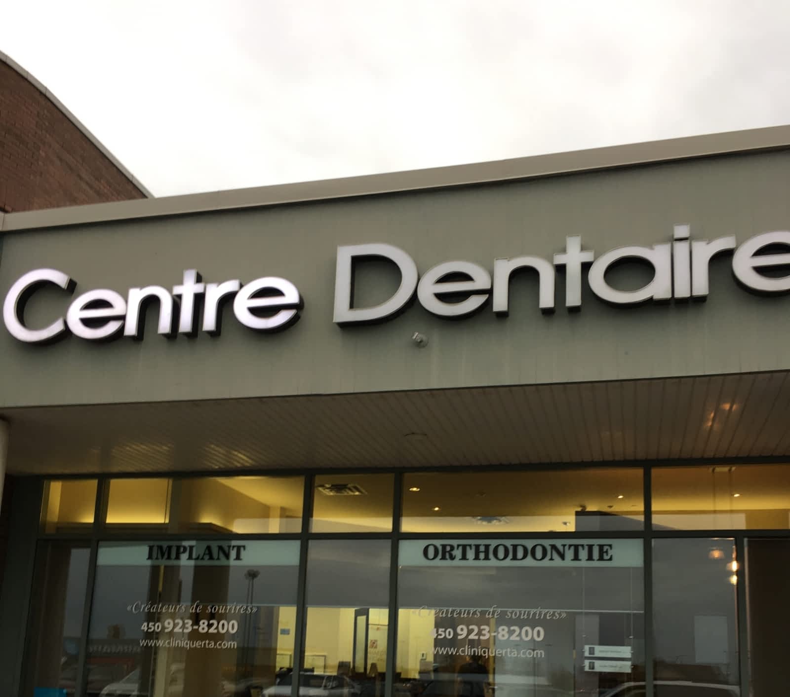 Clinique Dentaire Reinhardt Thibert & Associés  8200 boul Taschereau