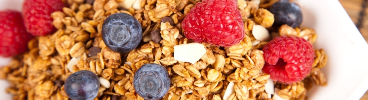 Great breakfast places for granola in Vancouver