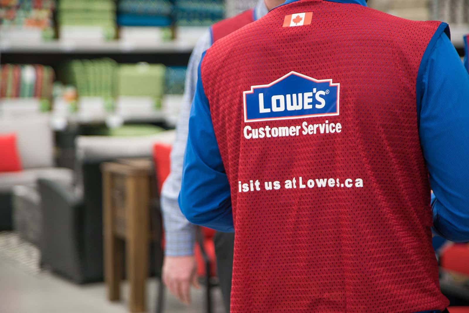 lowes the queensway