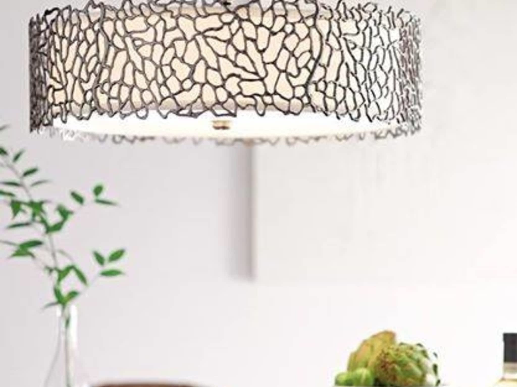 photo Essence Lighting