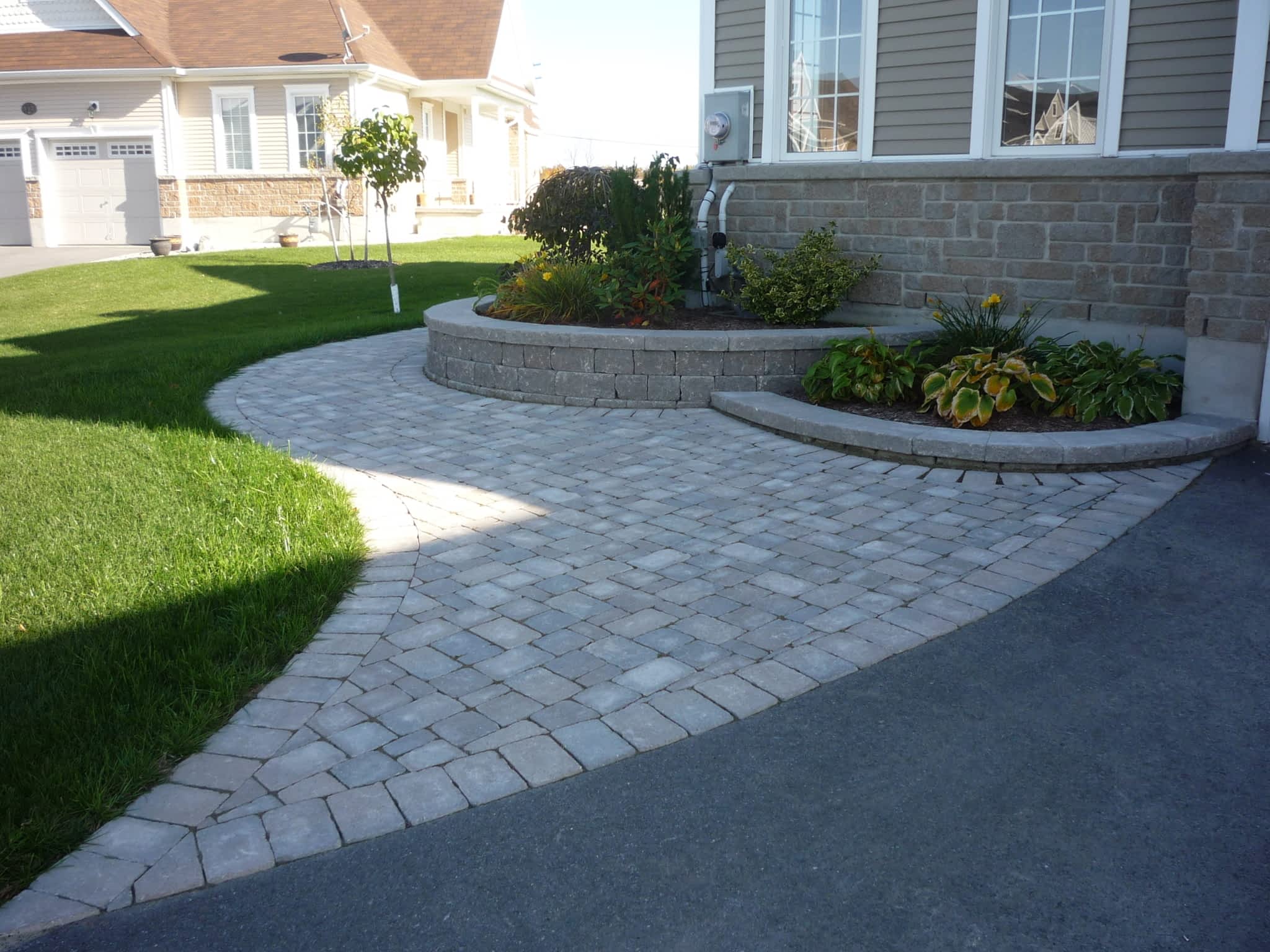 photo Kingston Interlocking Paving Stone