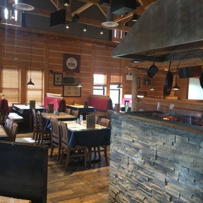 Montana’s BBQ & Bar - Restaurants
