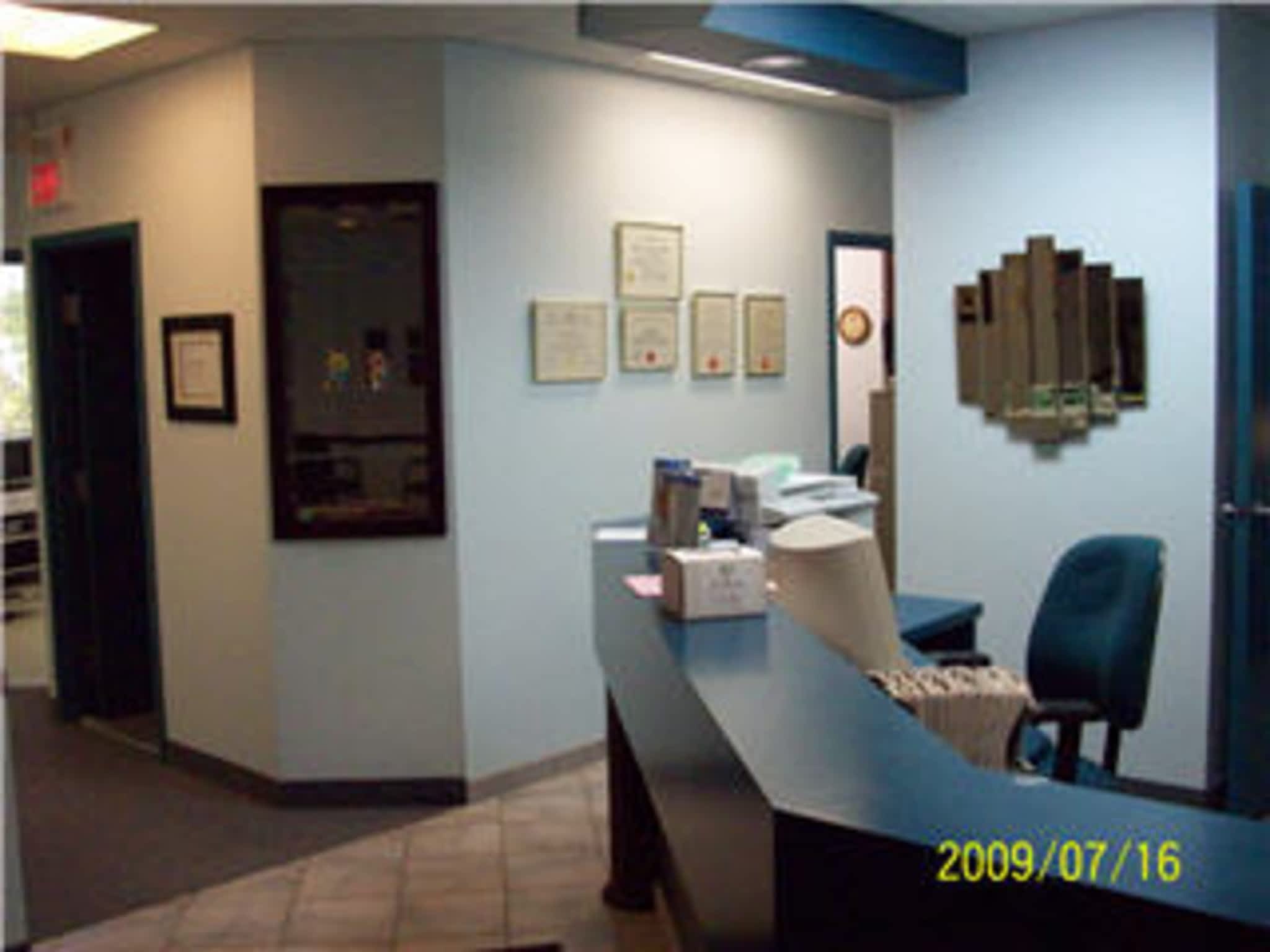 photo The Dental & Denture Office
