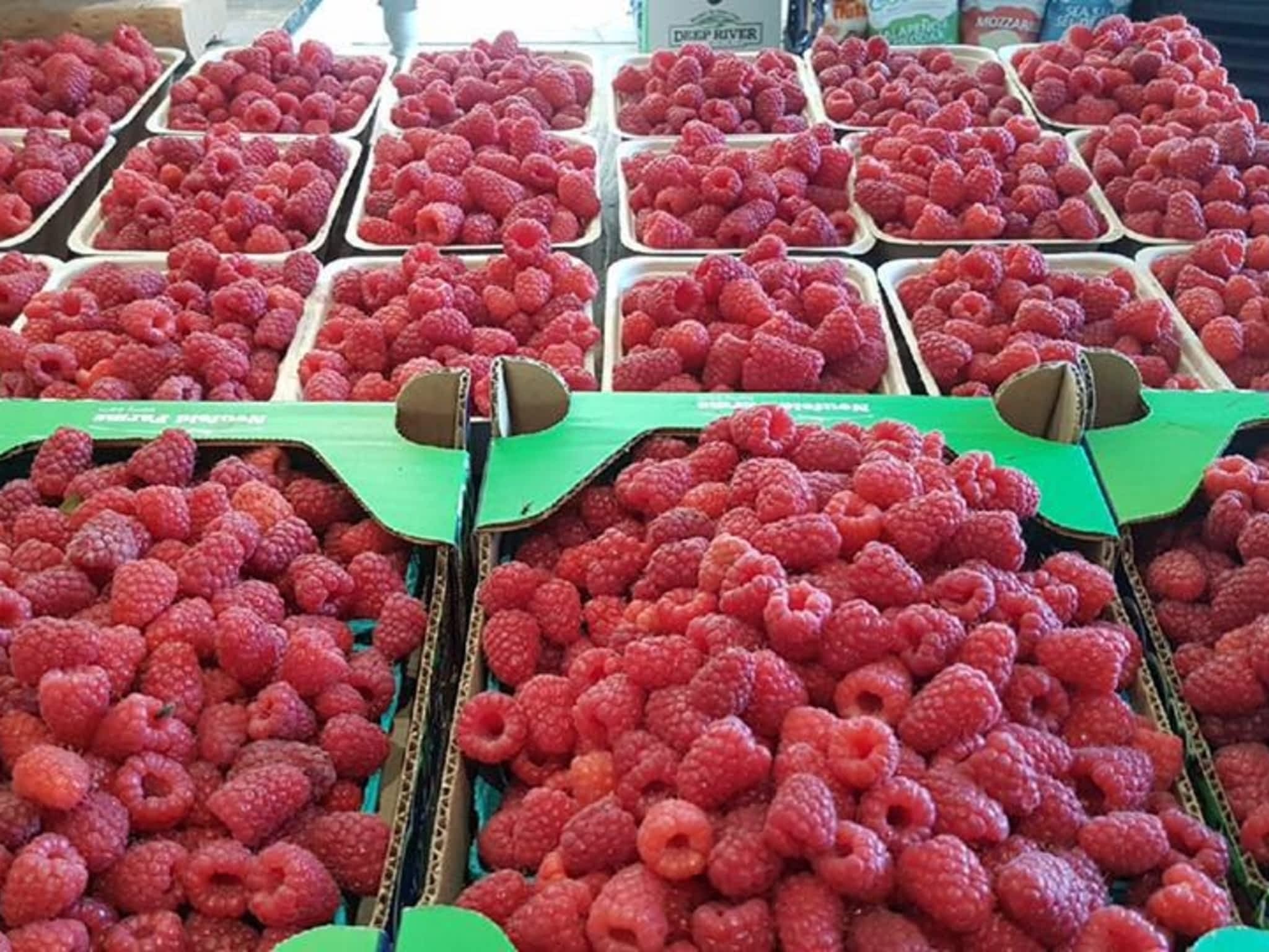 photo Neufeld Farm Market