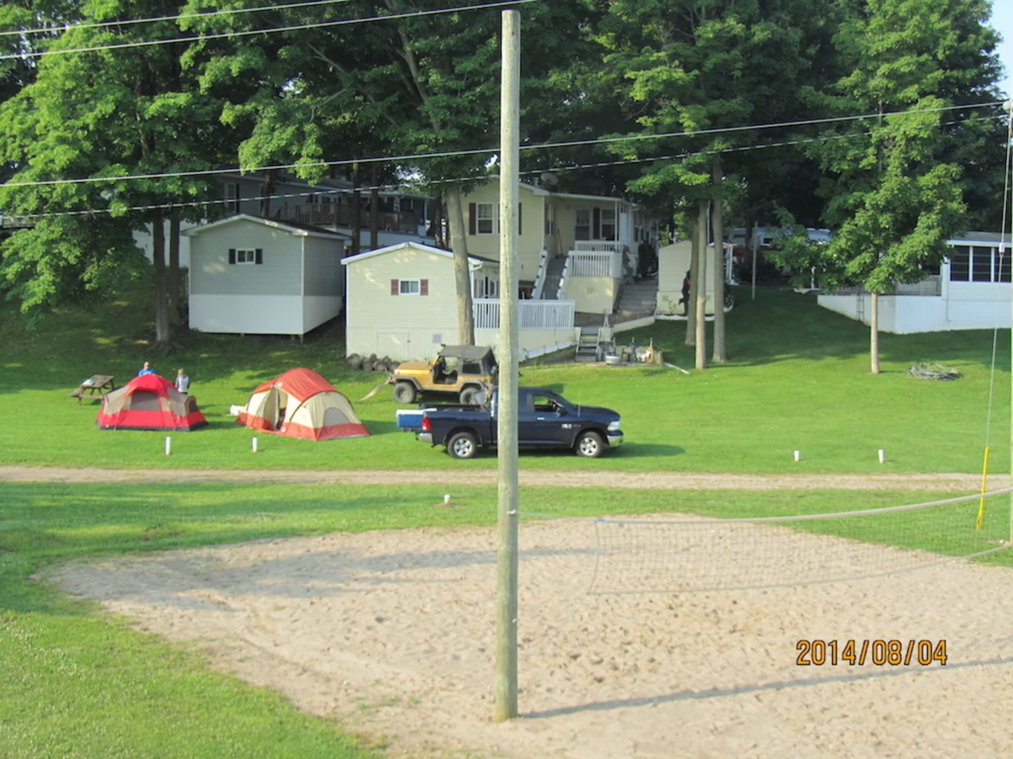 photo Golden Pond RV Resort