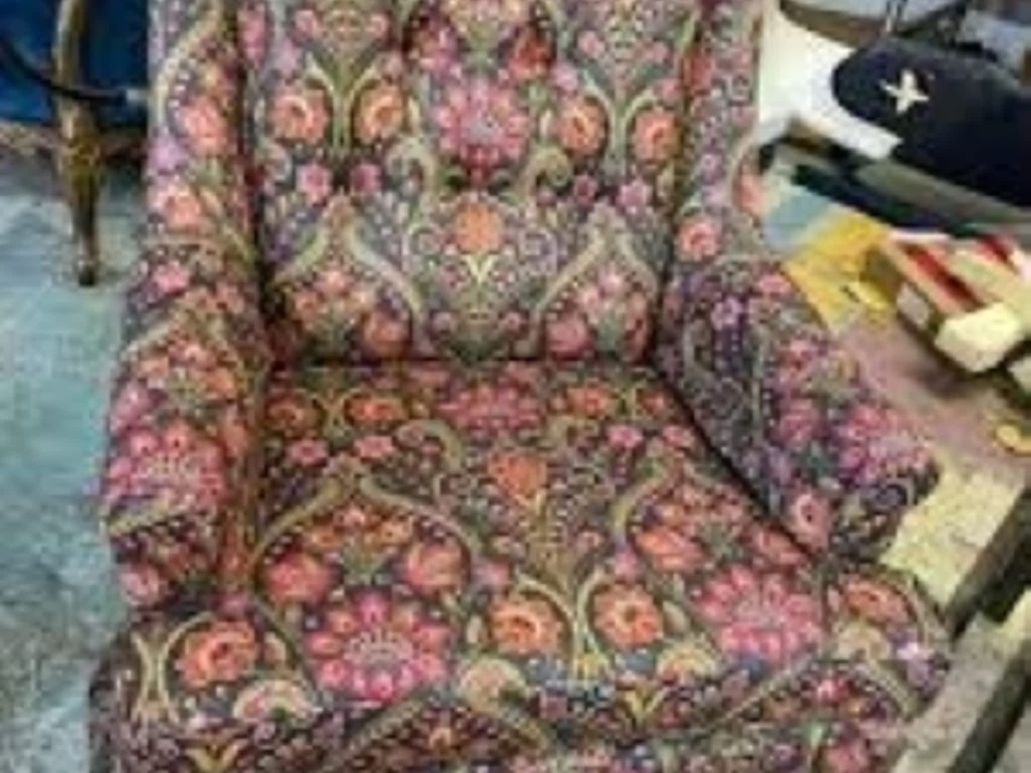 photo H And E Upholstery