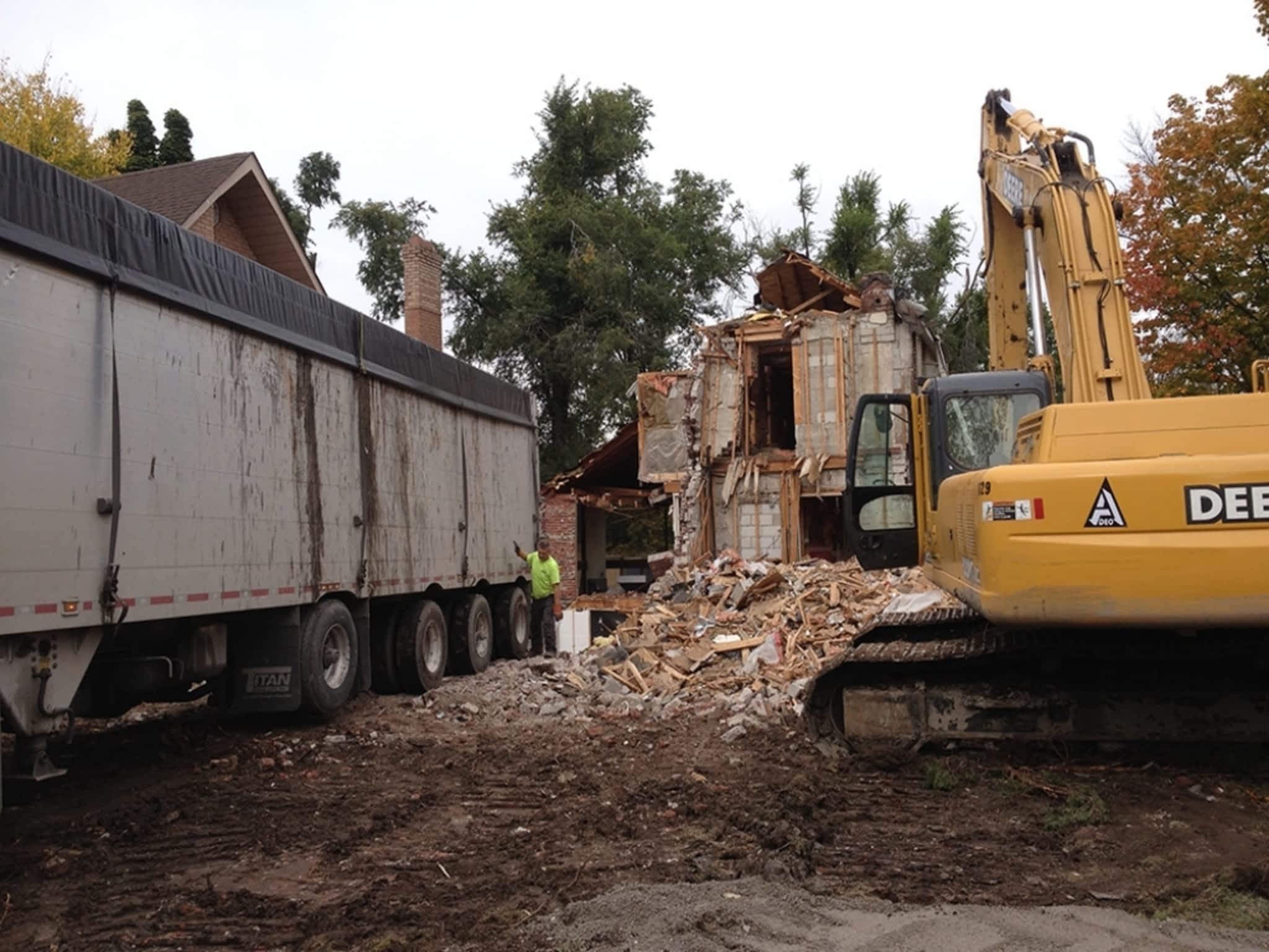 photo Step By Step Construction & Landscaping