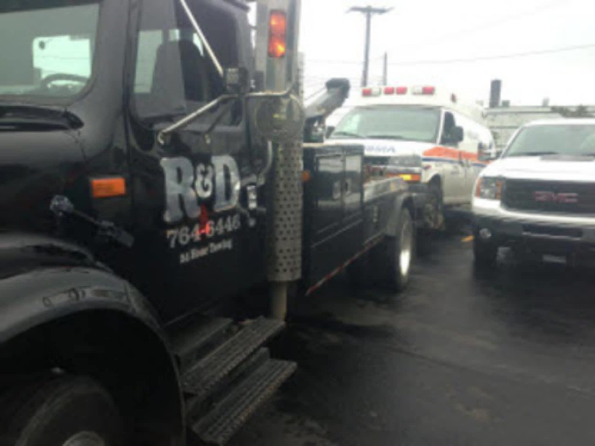 photo R&D Towing
