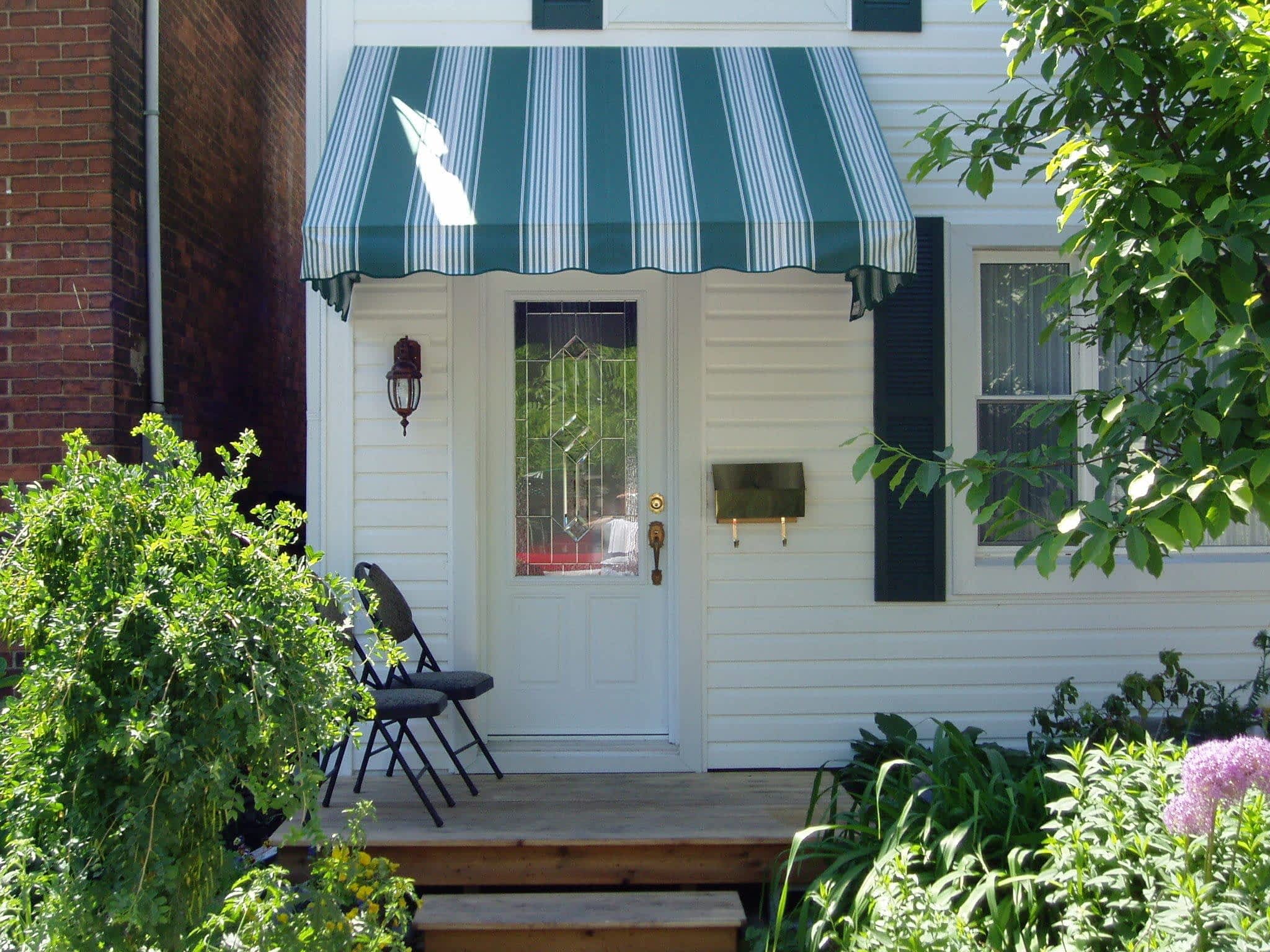 photo Canadian Awning & Canvas