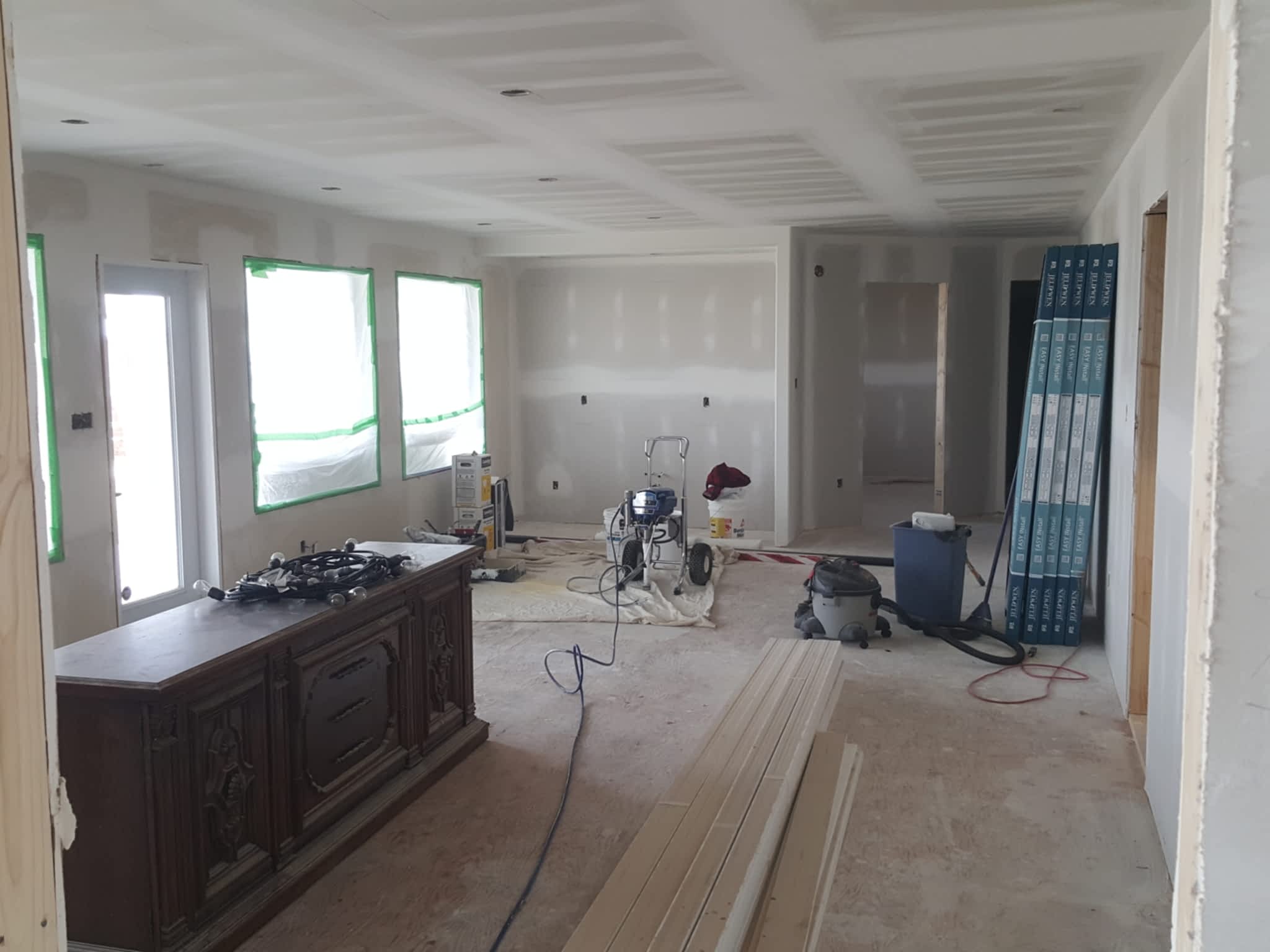 photo Contract Painting Services