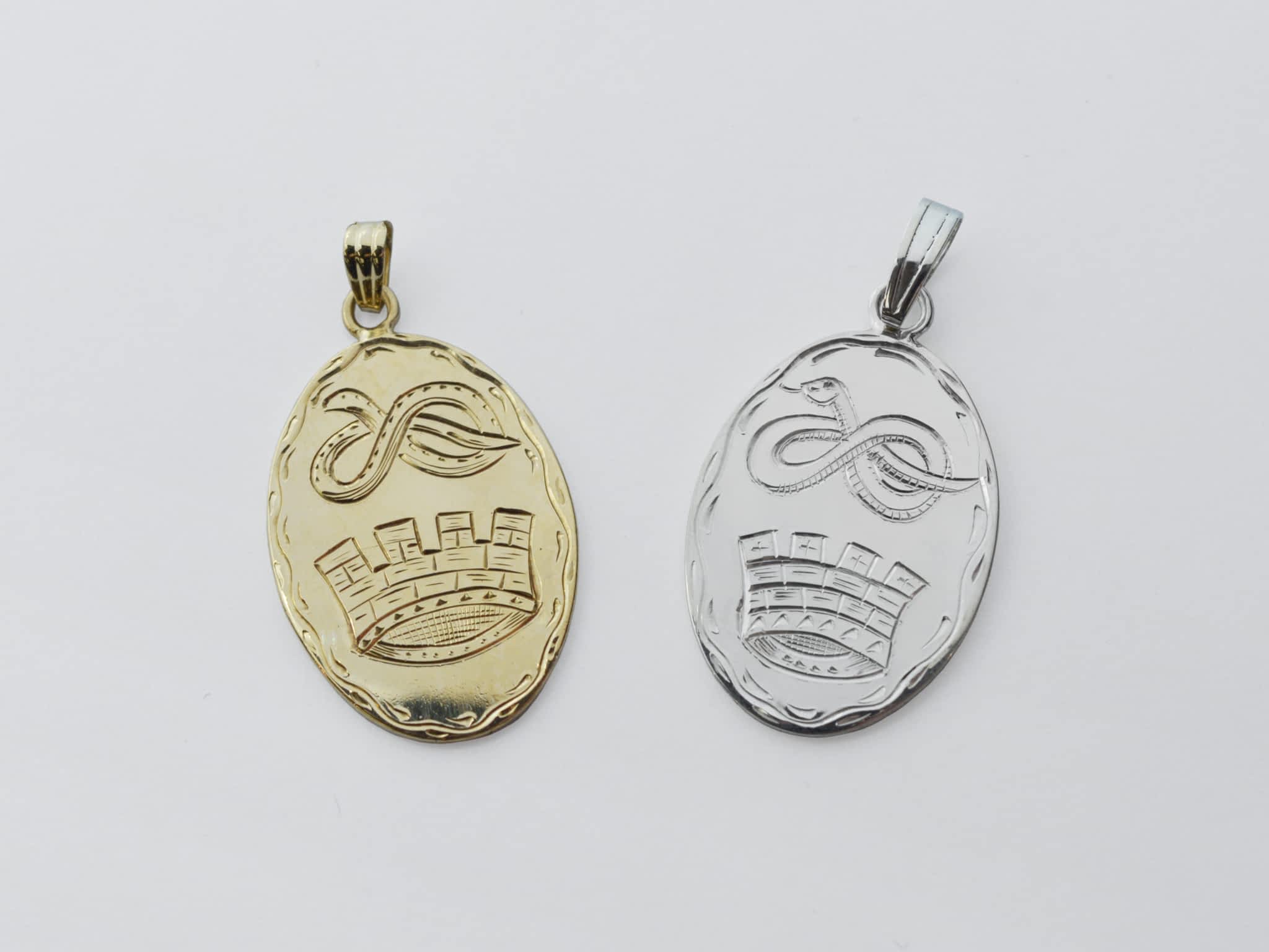 photo A & A Engraving/Jewellers