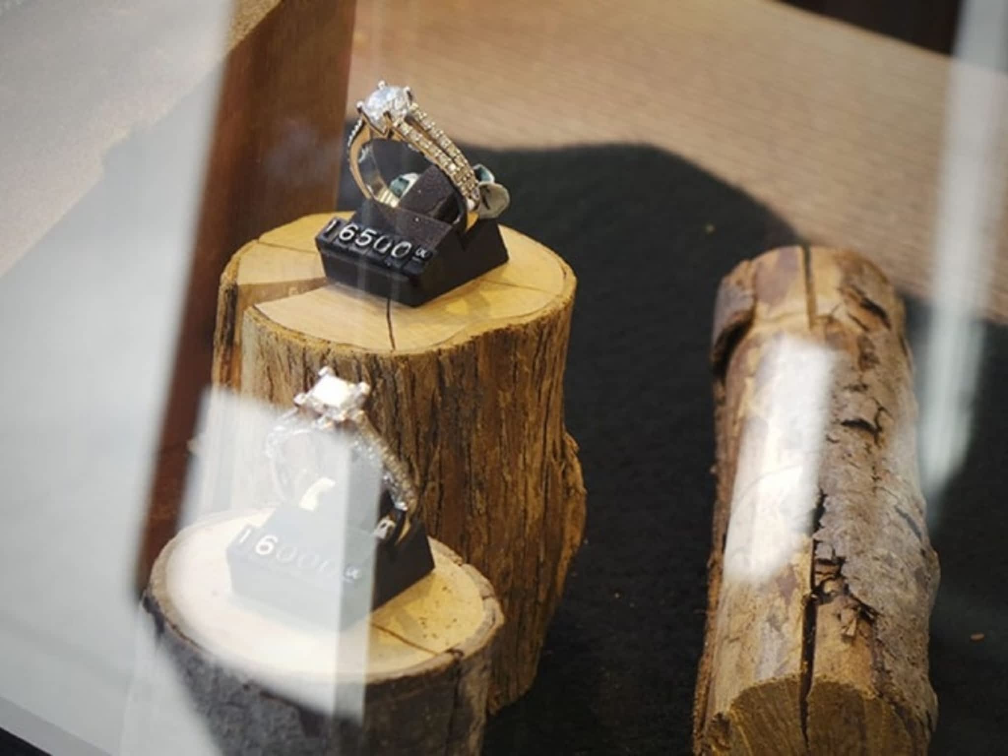 photo Rings Etcetera Jewellers