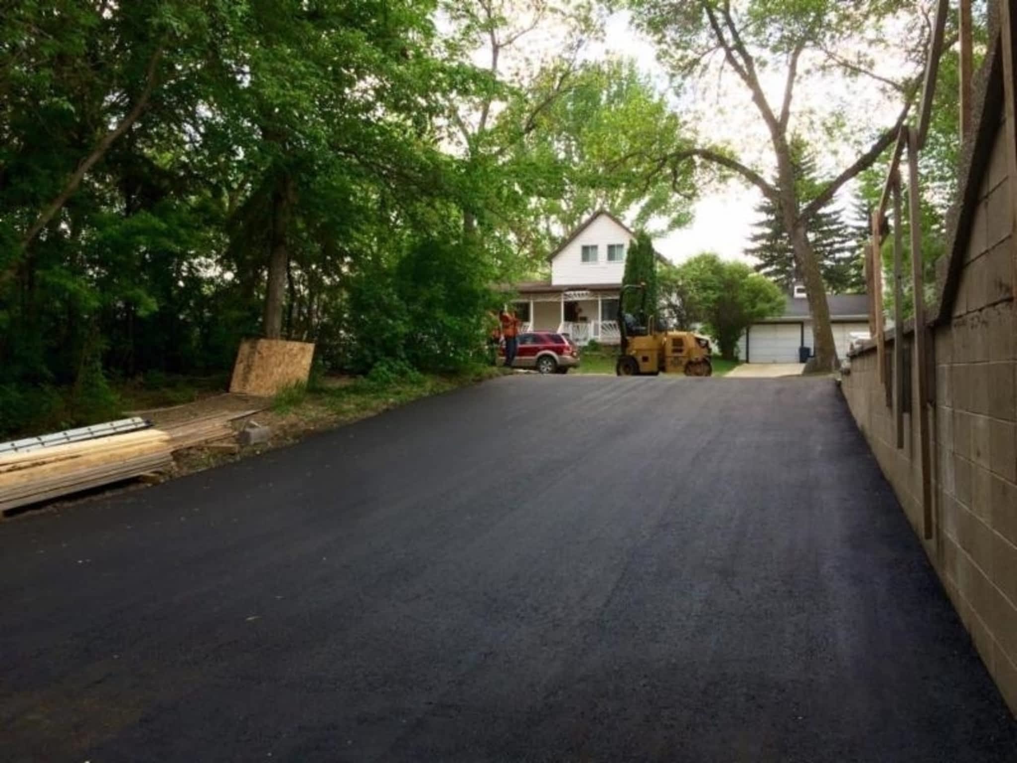 photo Rolling Rock Asphalt Ltd.