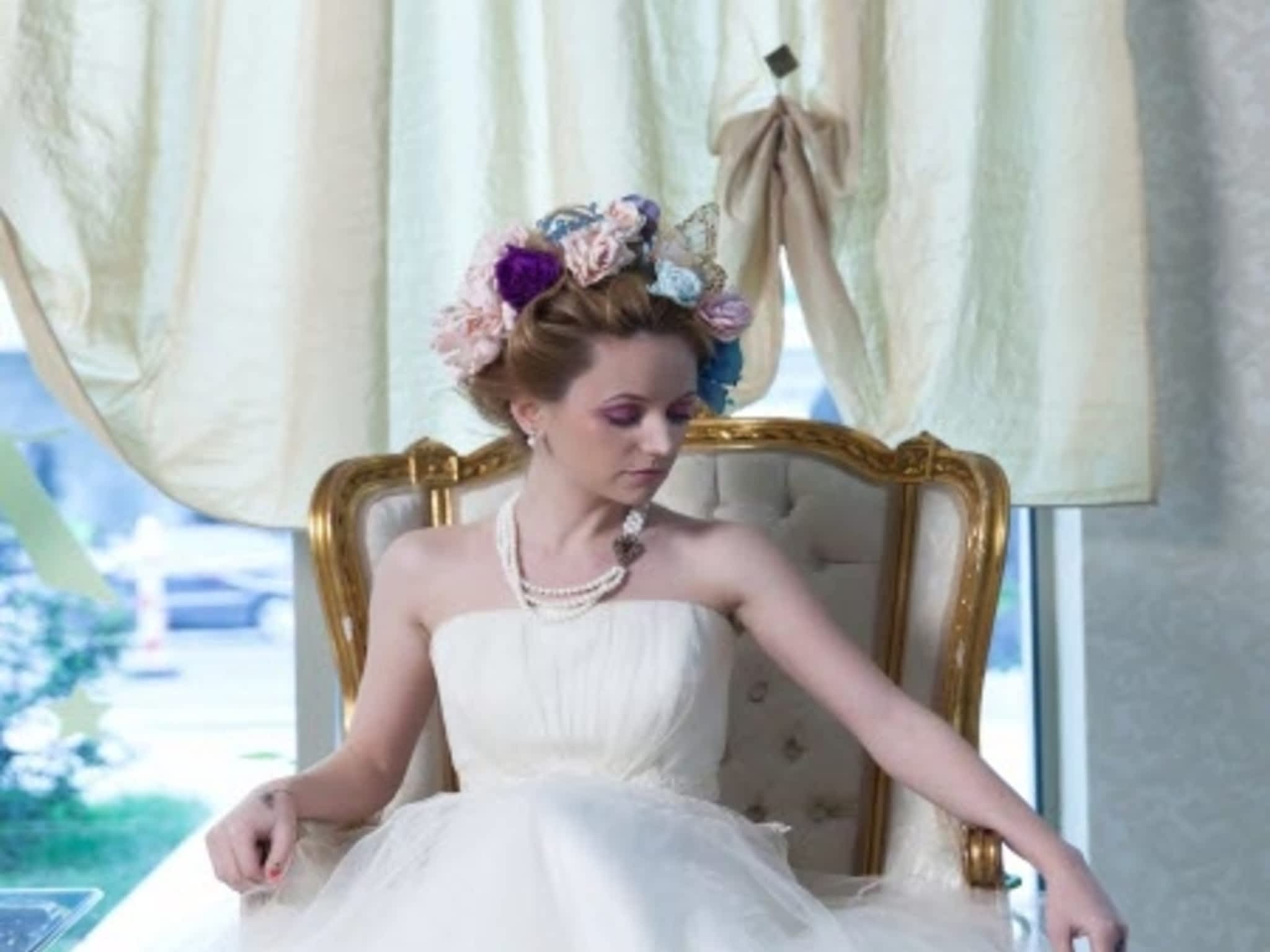 photo Alisa Lyons Professional Mobile Make Up