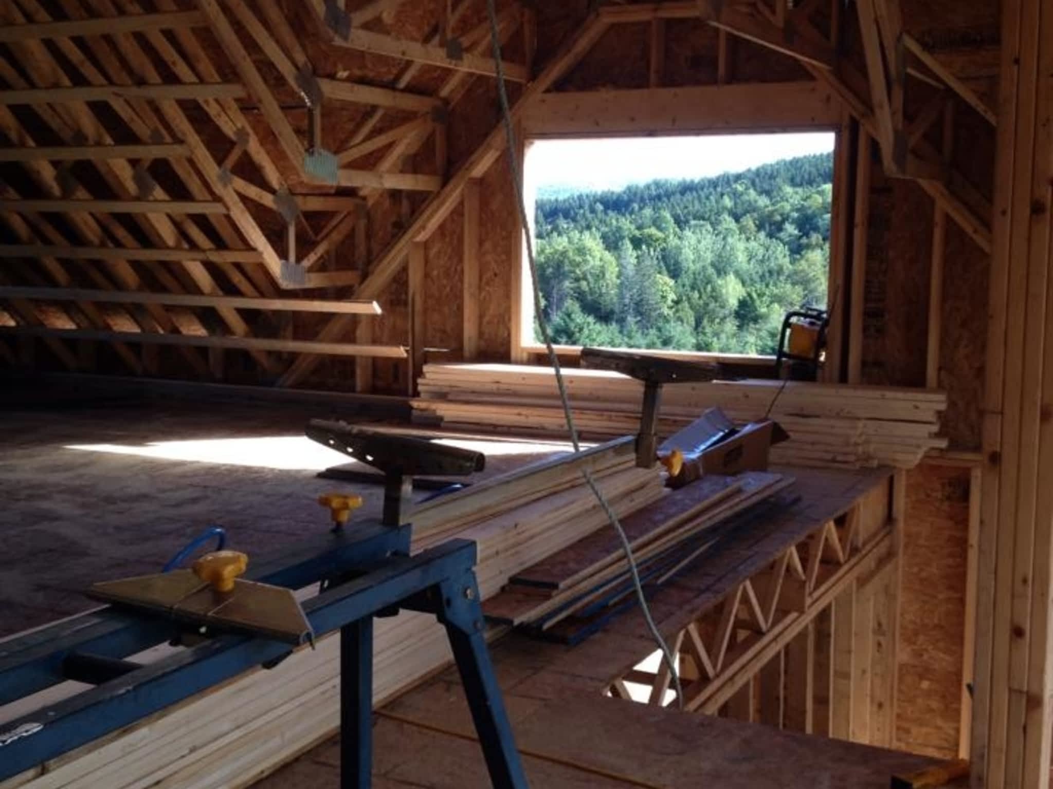 photo RJ's Exteriors