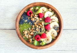 Healthy spots in Toronto that serve smoothie bowls