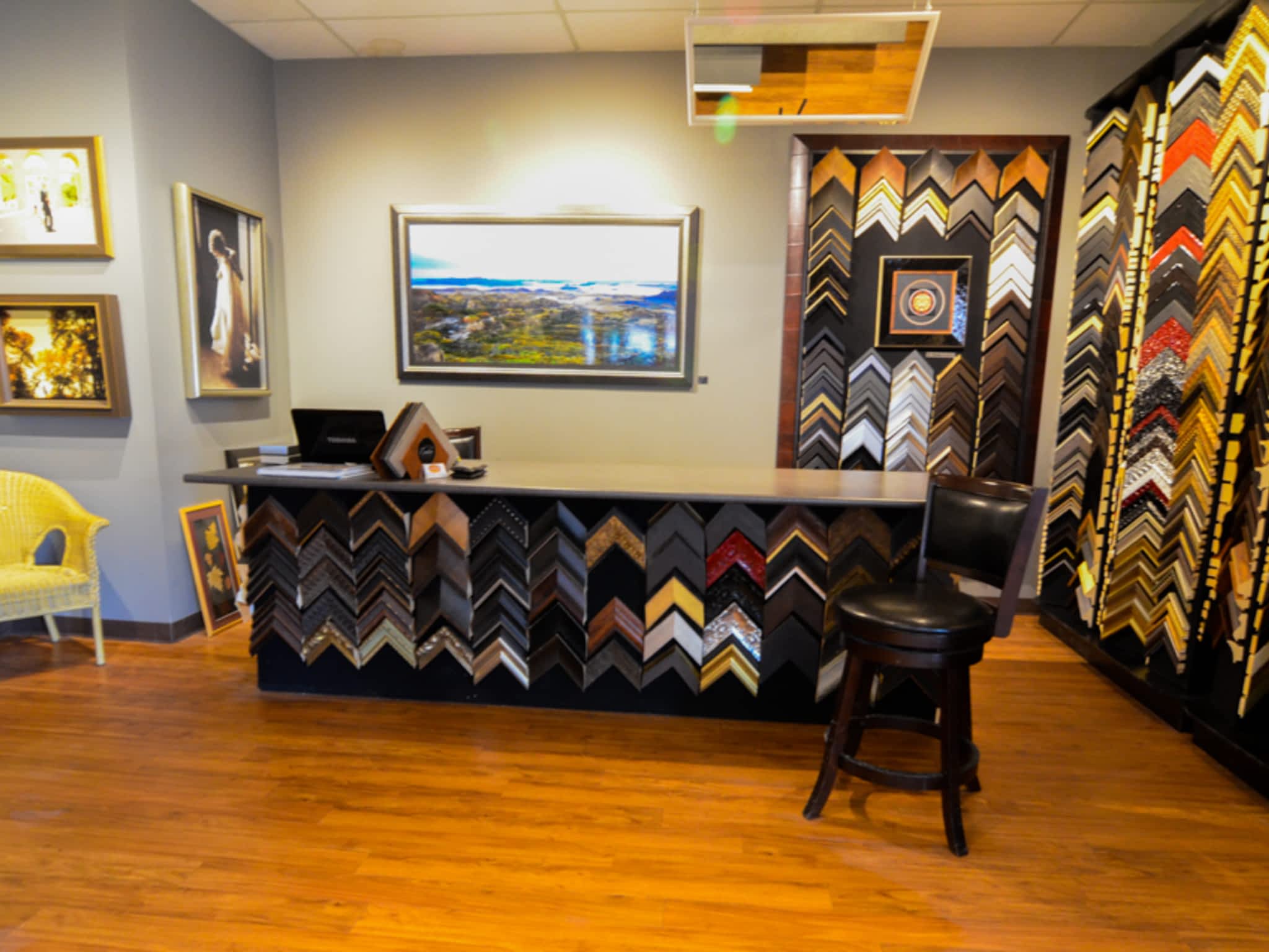 photo AccentFrame.com