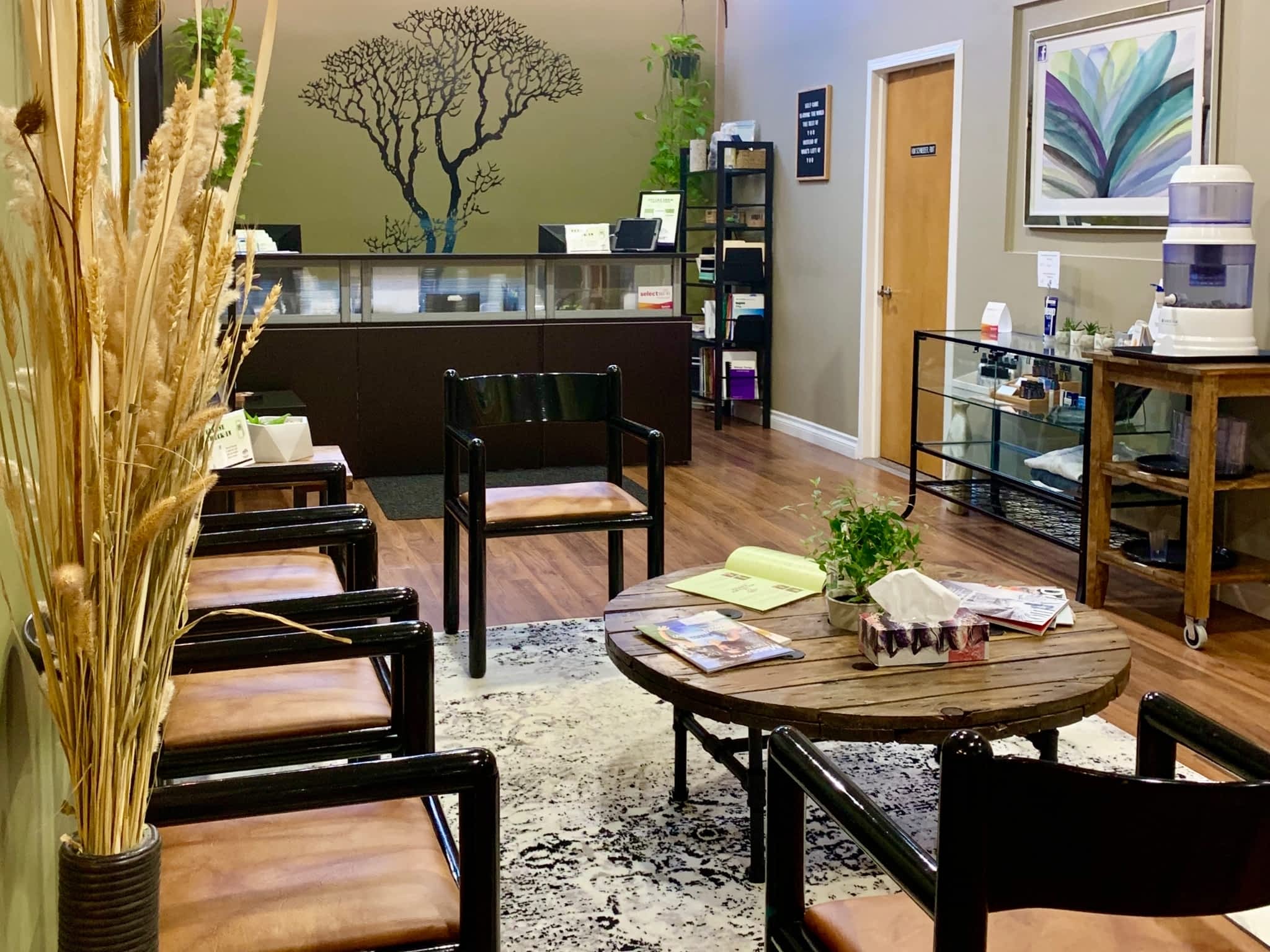 photo Healthy Roots Massage Therapy & Wellness Centre