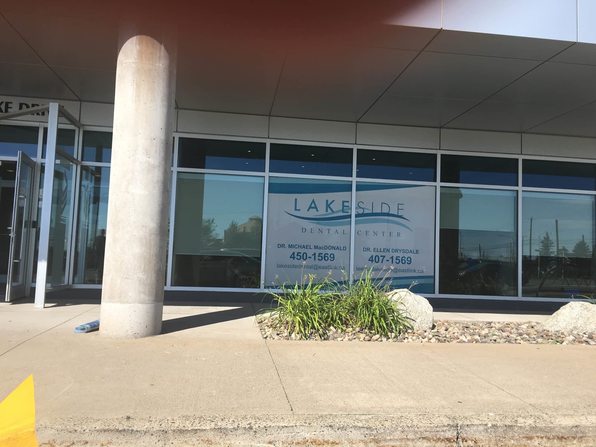 photo Lakeside Dental Center