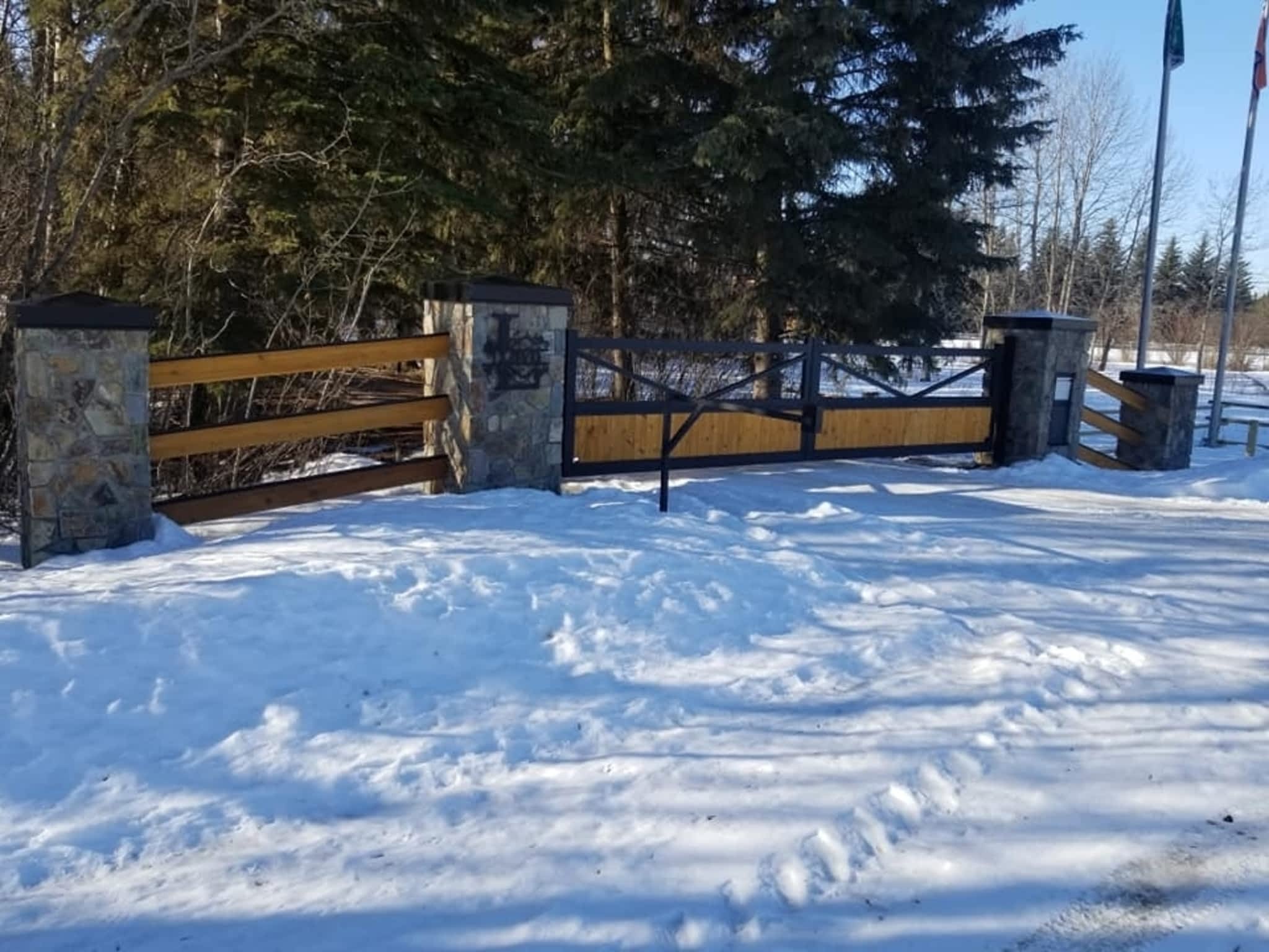 photo Alberta Gate & Fence