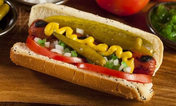 “Frankly” amazing Toronto places to get hot dogs