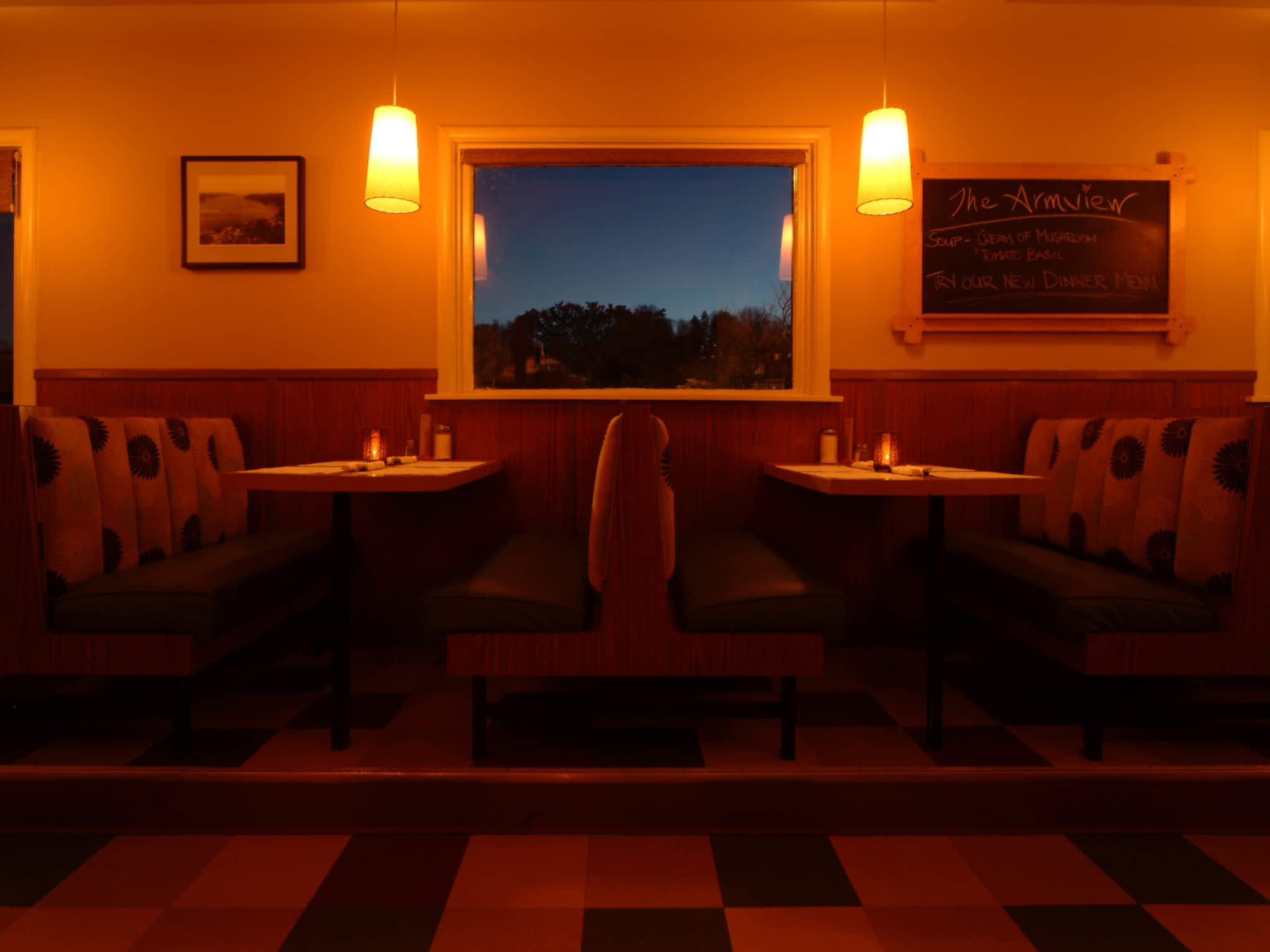 photo Armview Restaurant & Lounge