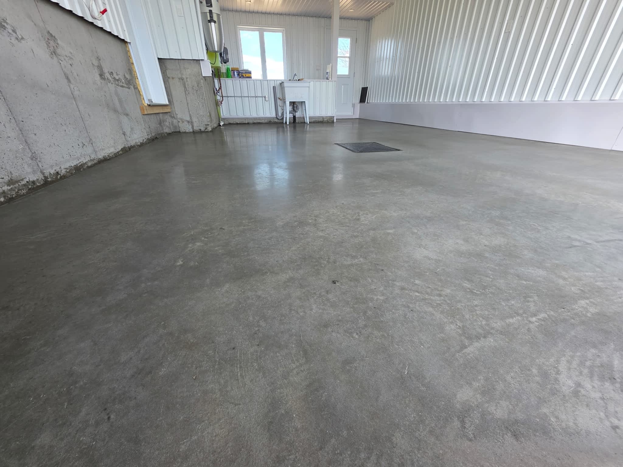 photo Finition Époxy Philippe Rioux | Plancher Époxy