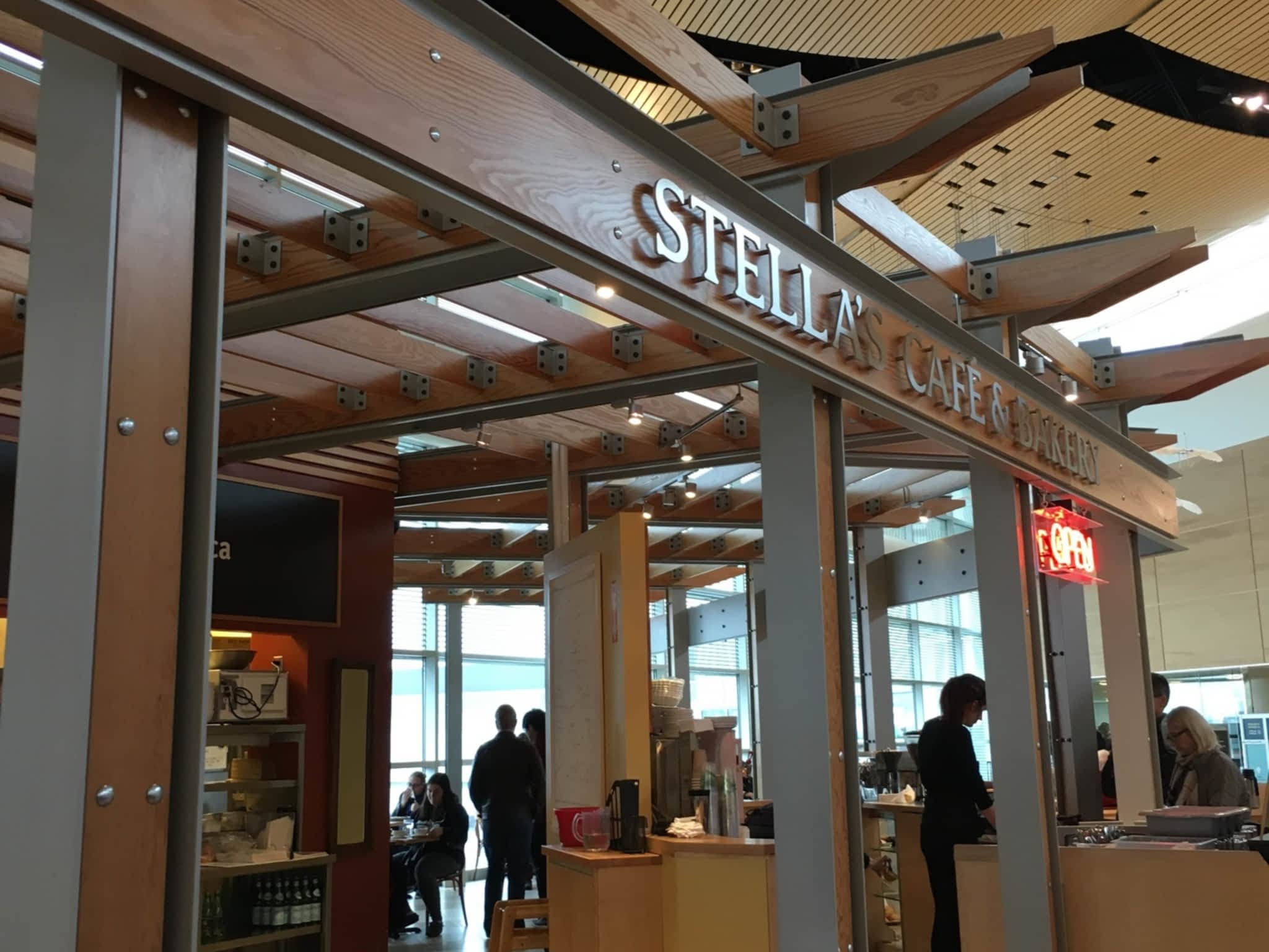 photo Stella's Cafe & Bakery Inc