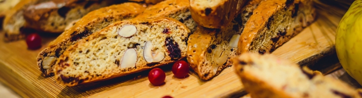 Enjoy a side of biscotti at these cafés in Montreal