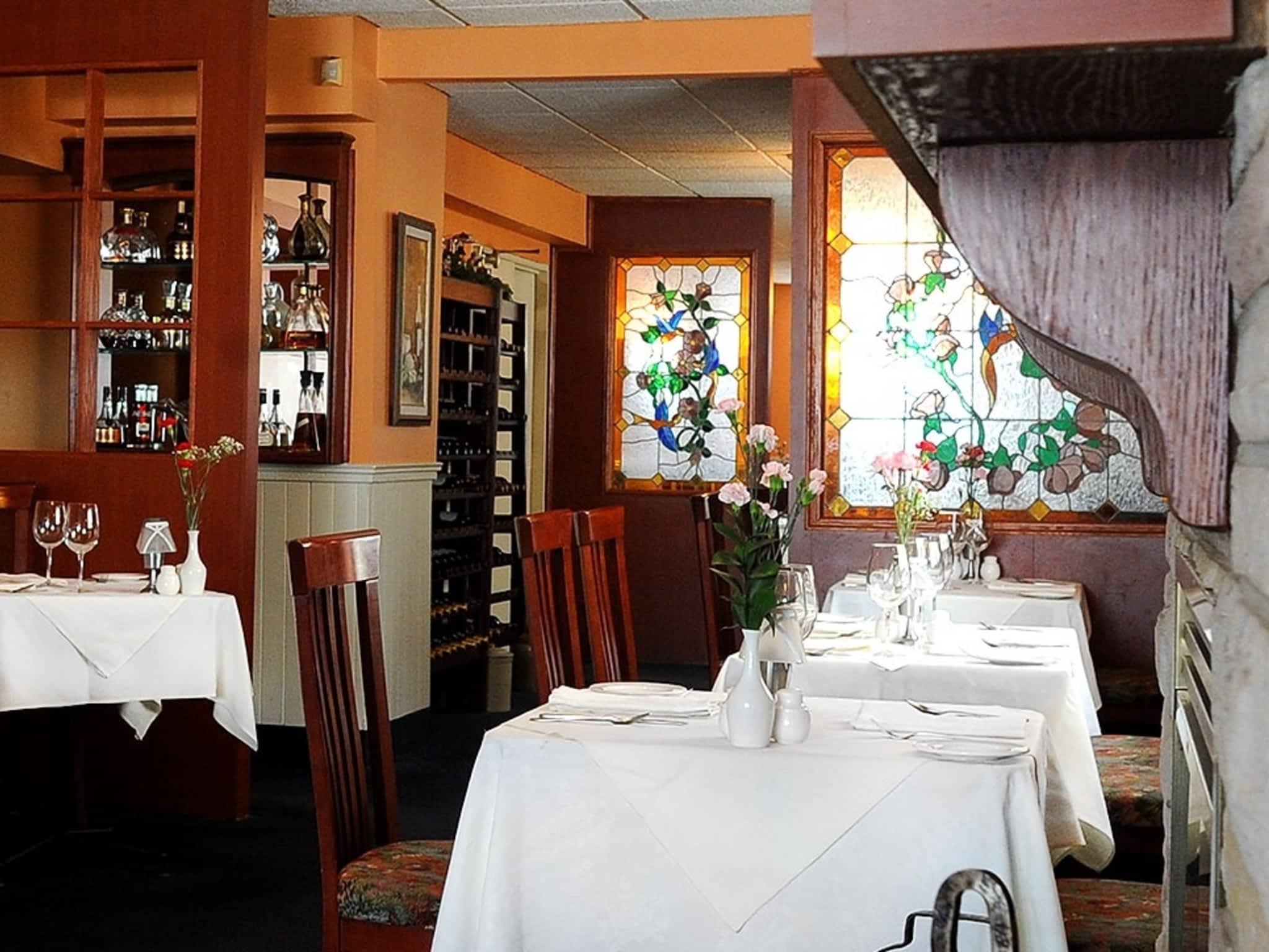 photo Le Montmartre French Restaurant